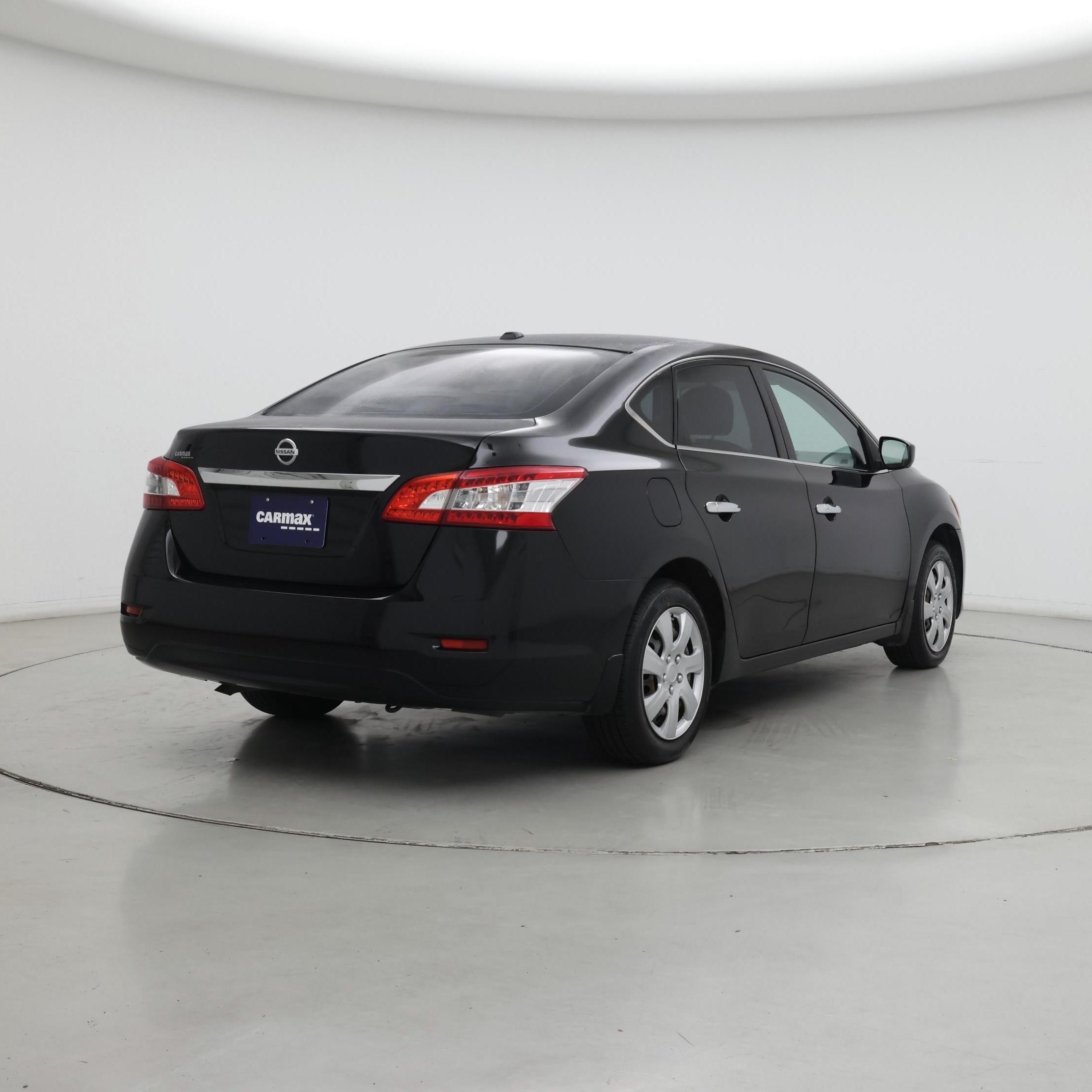 Thumbnail: 2015 Nissan Sentra - 8