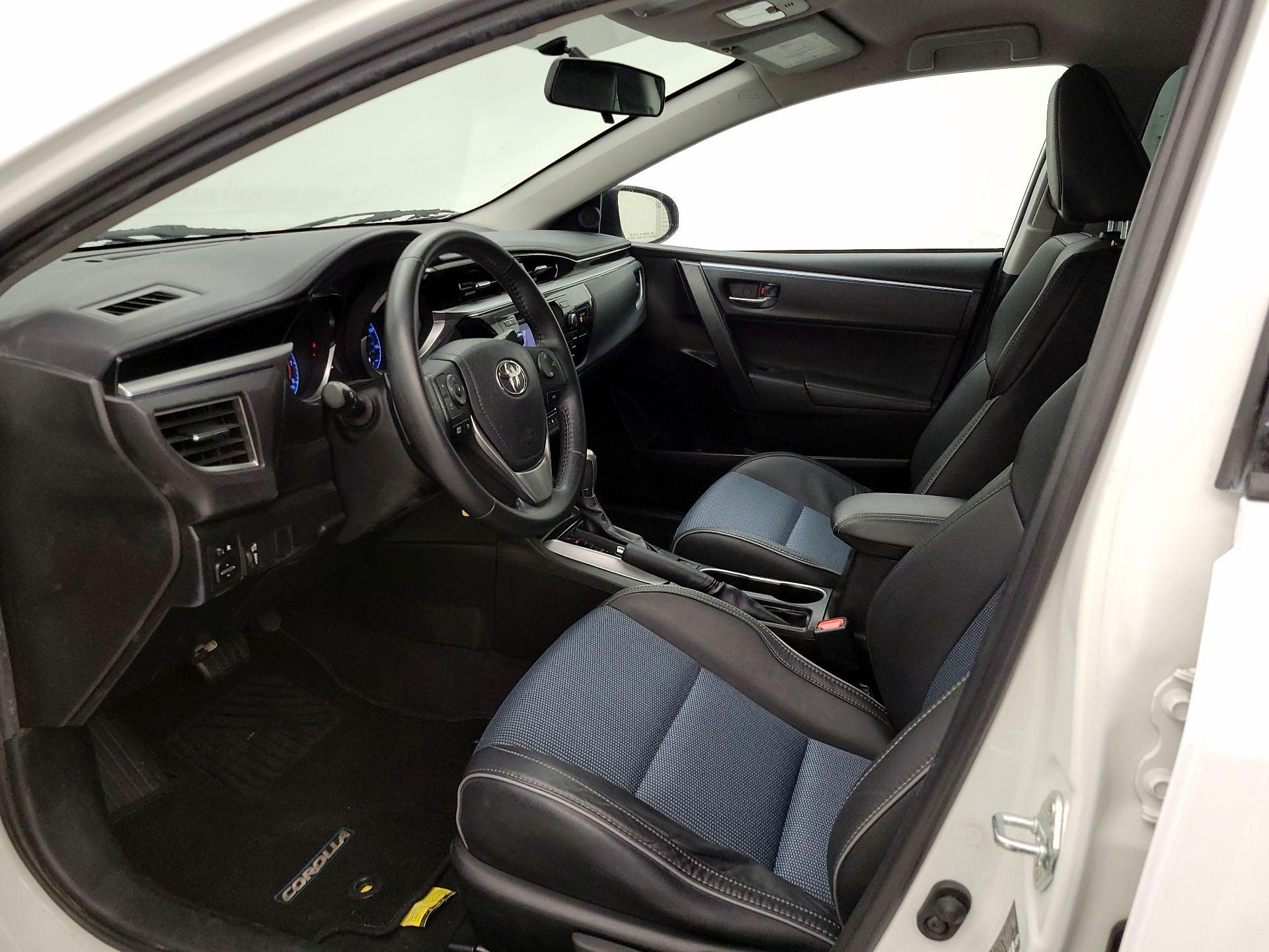 Thumbnail: 2015 Toyota Corolla - 11