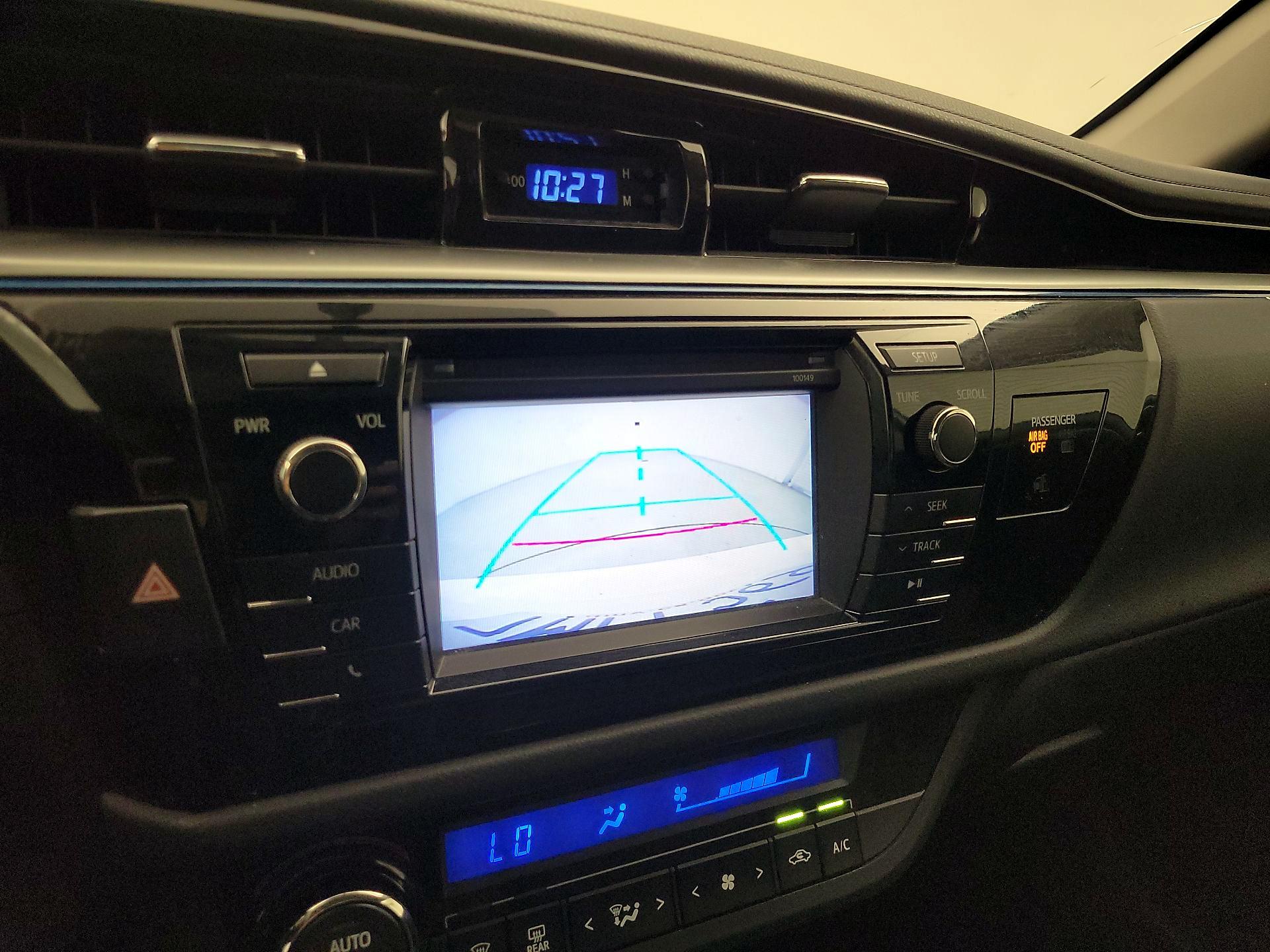 Thumbnail: 2015 Toyota Corolla - 14