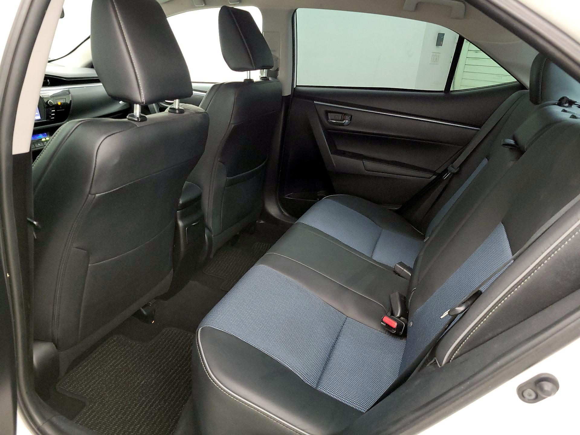 Thumbnail: 2015 Toyota Corolla - 19