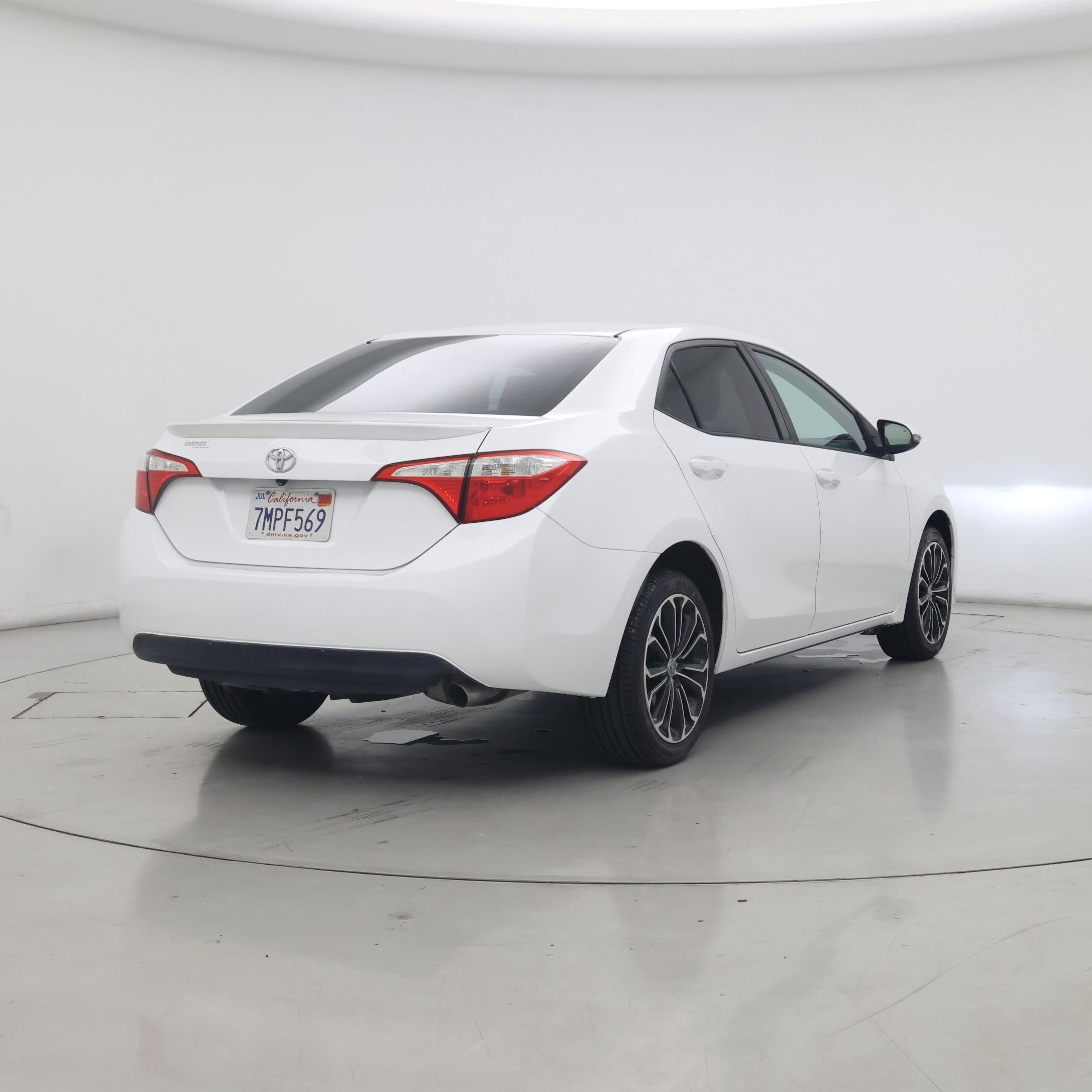 Thumbnail: 2015 Toyota Corolla - 8