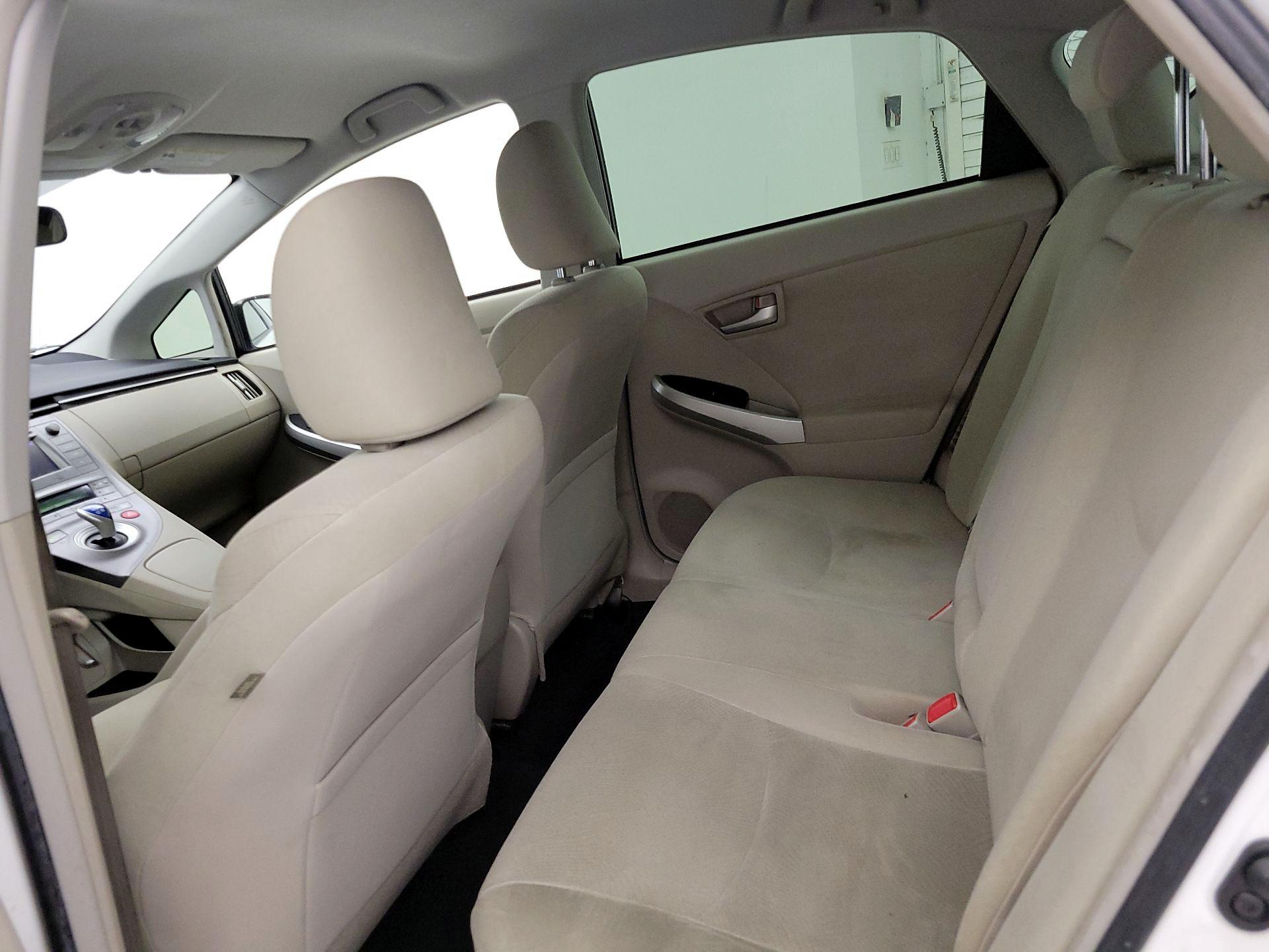 Thumbnail: 2014 Toyota Prius - 18