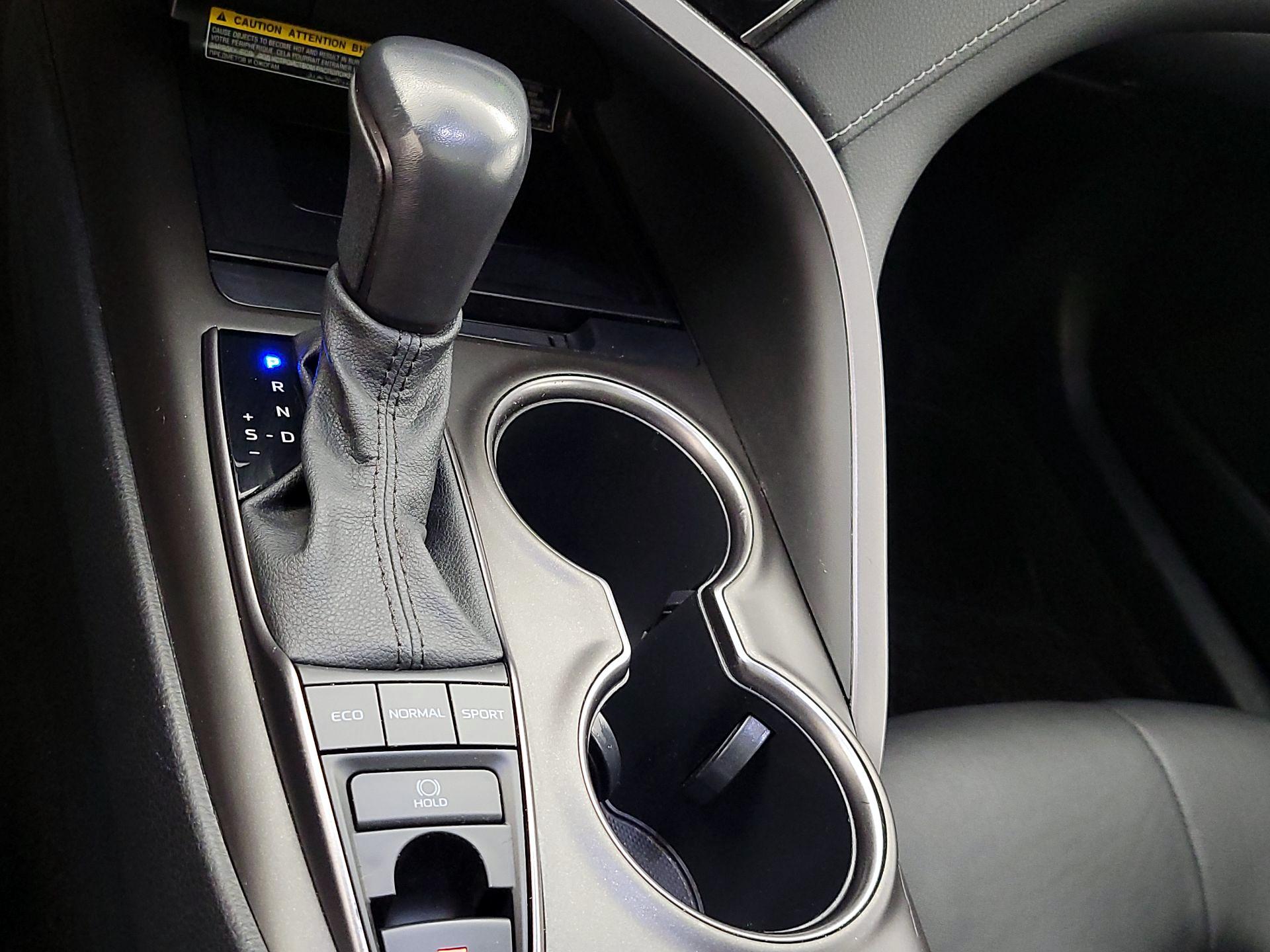 Thumbnail: 2021 Toyota Camry - 17