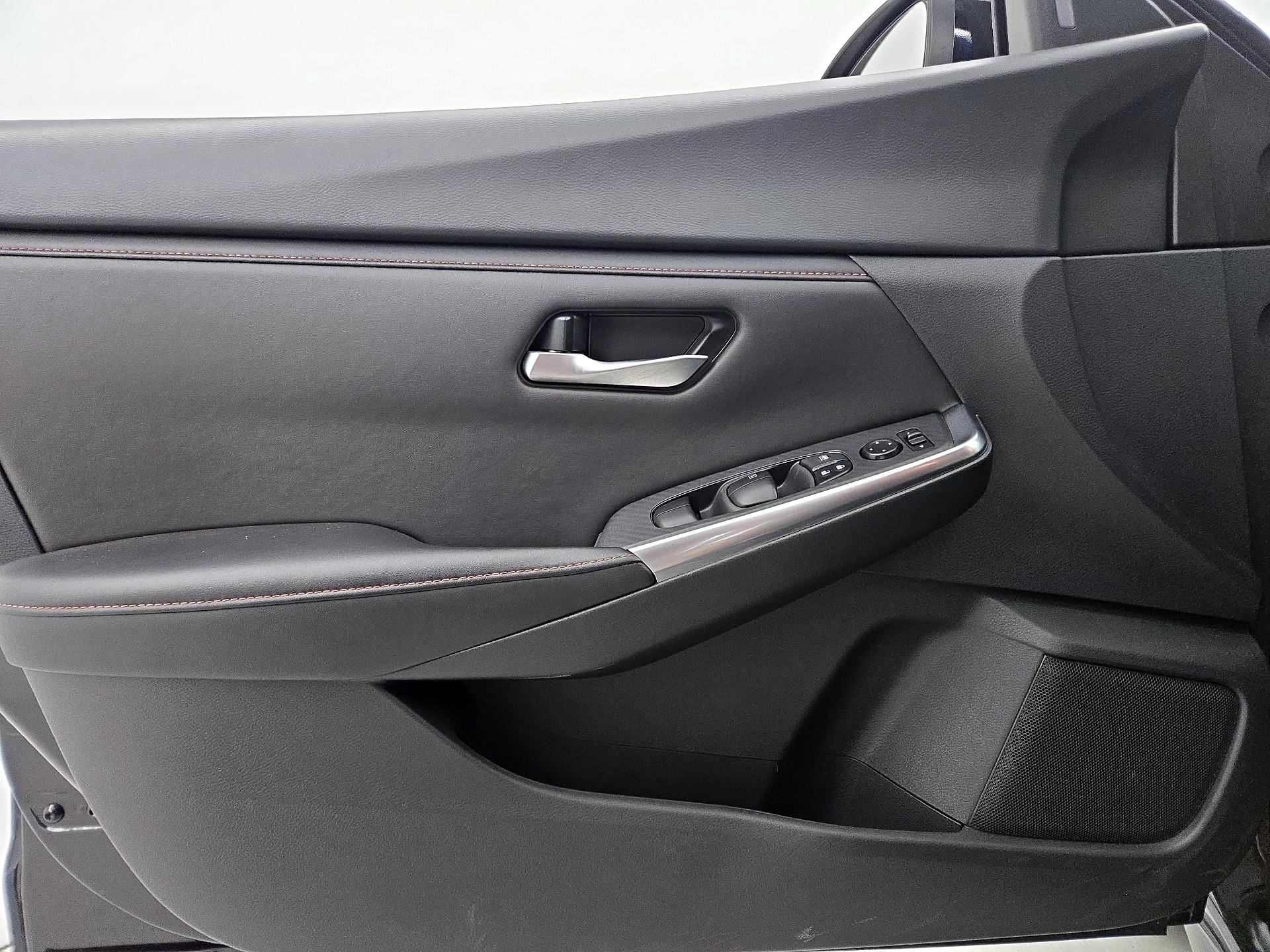 Thumbnail: 2023 Nissan Sentra - 12