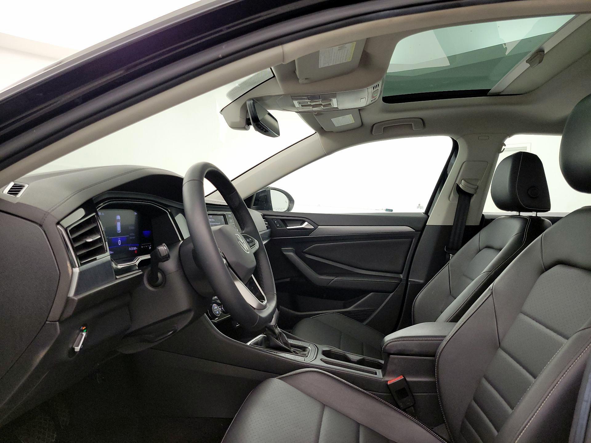 Thumbnail: 2022 Volkswagen Jetta - 19