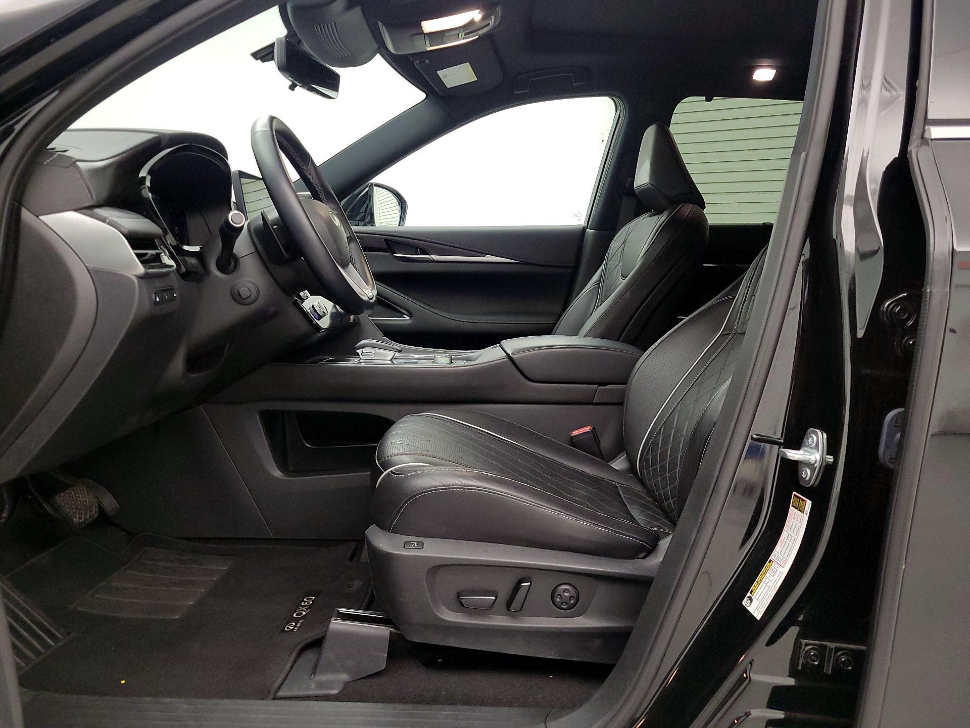 Thumbnail: 2023 INFINITI QX60 - 11
