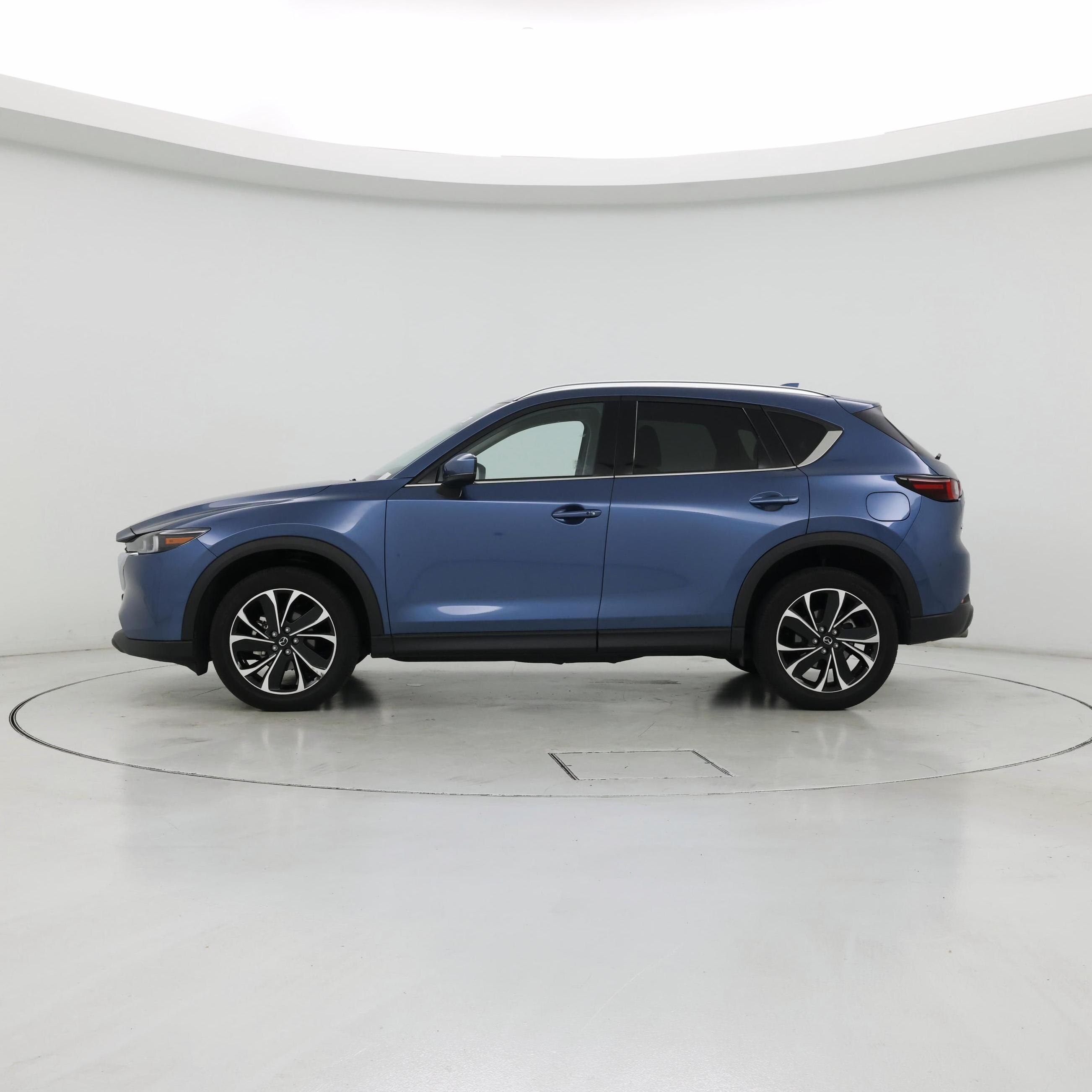 Thumbnail: 2023 Mazda CX-5 - 3