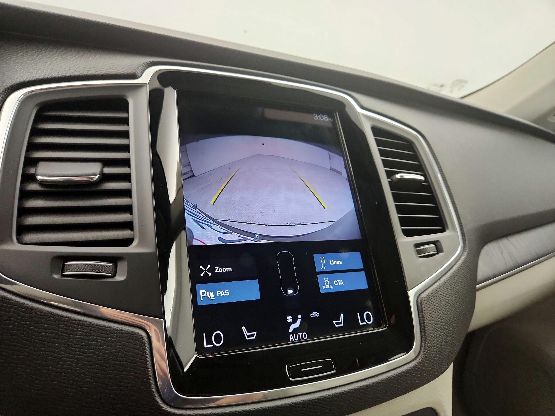 Thumbnail: 2020 Volvo XC90 - 15