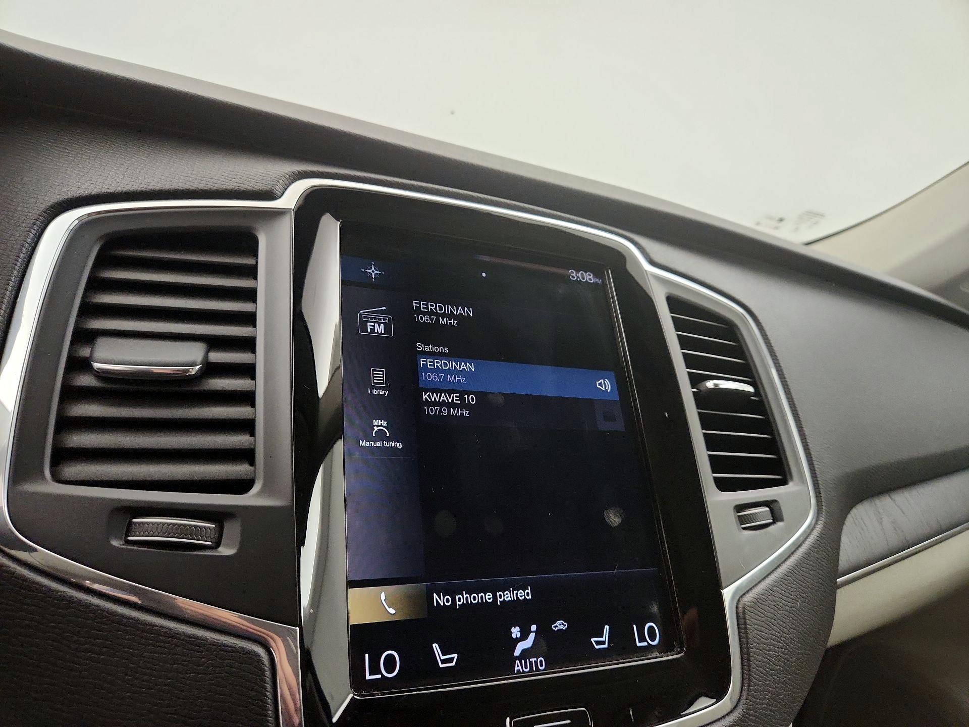 Thumbnail: 2020 Volvo XC90 - 16