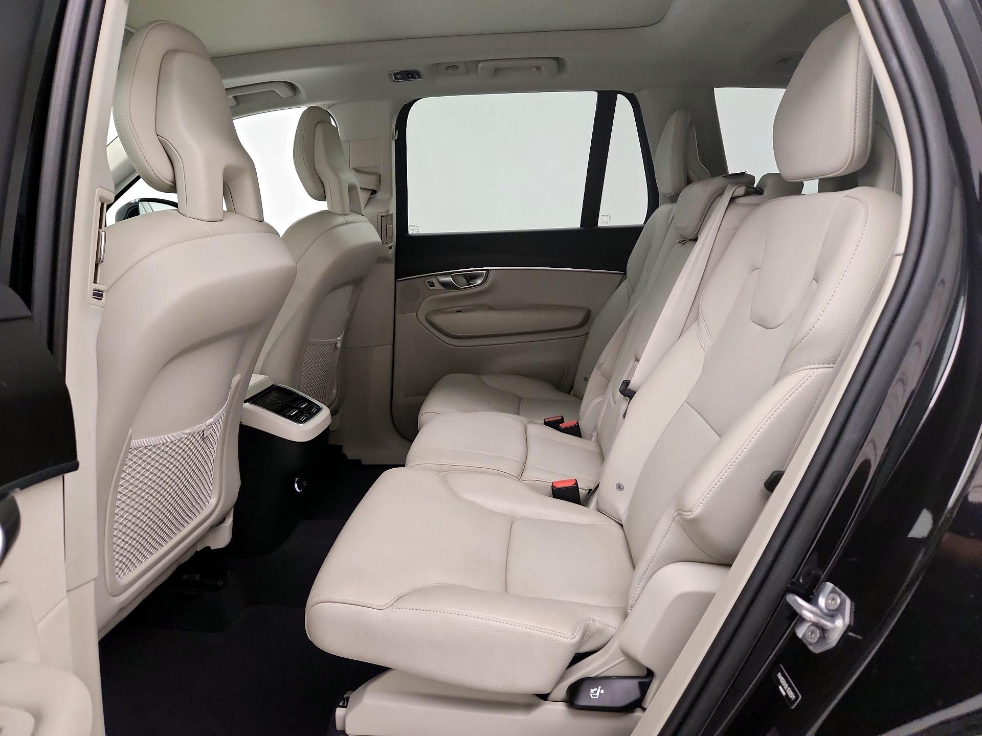 Thumbnail: 2020 Volvo XC90 - 20