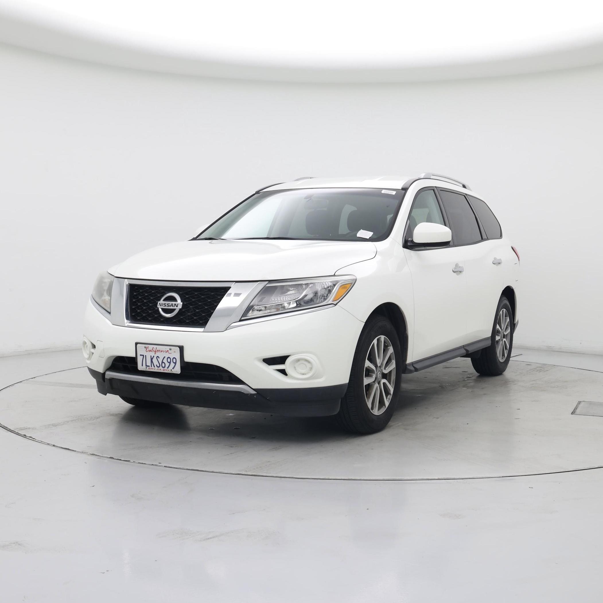 Thumbnail: 2015 Nissan Pathfinder - 4