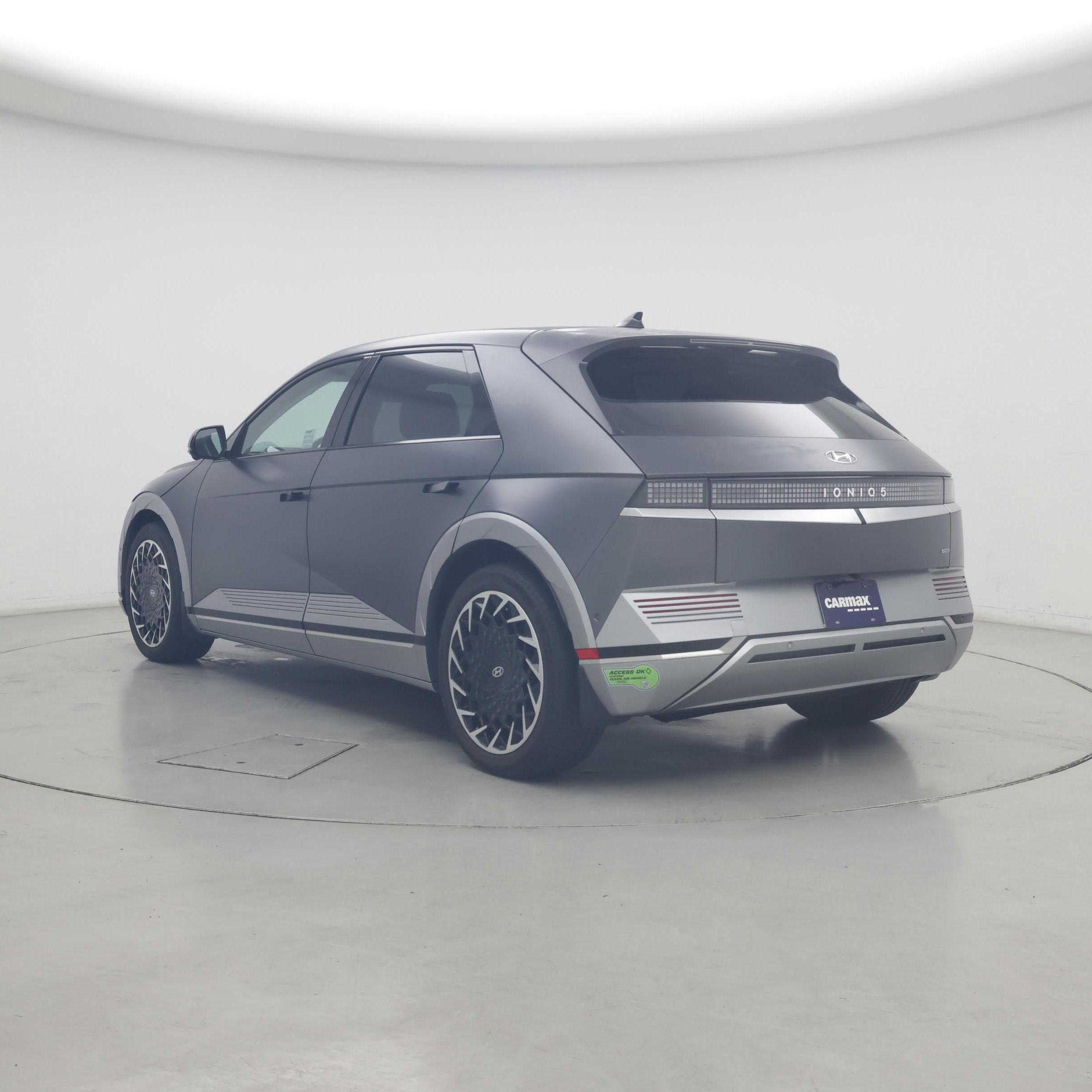 Thumbnail: 2023 Hyundai Ioniq 5 - 2