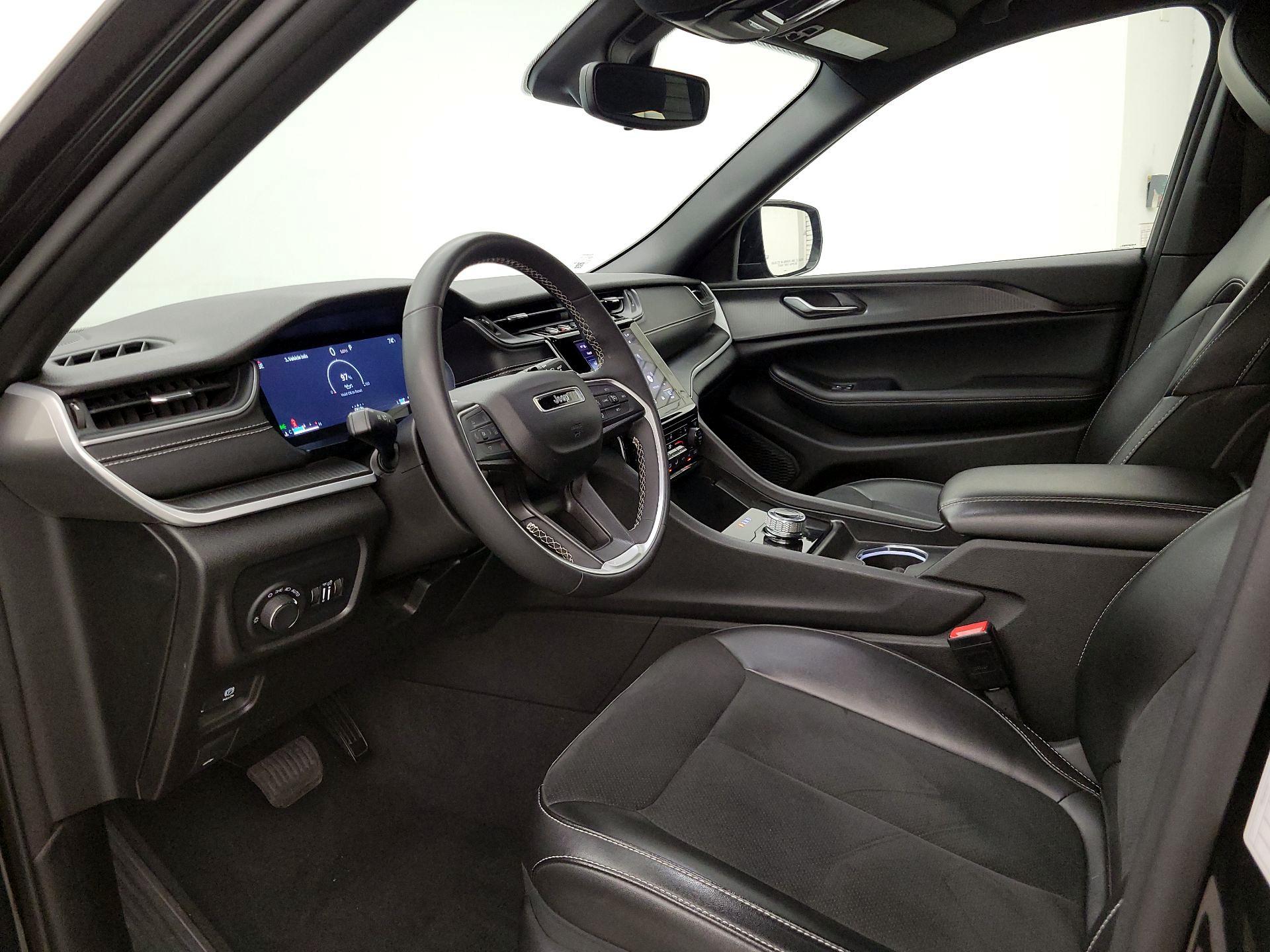 Thumbnail: 2024 Jeep Grand Cherokee L - 11