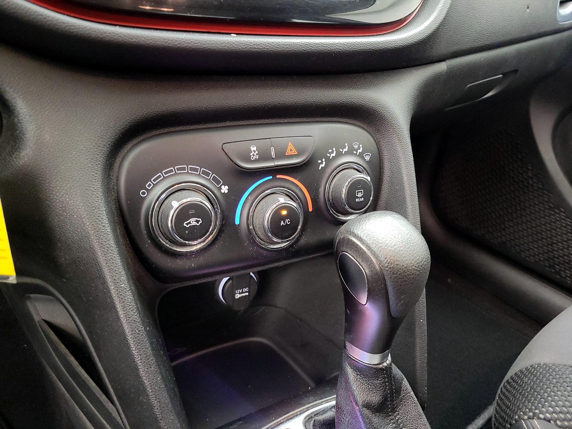 Thumbnail: 2015 Dodge Dart - 15