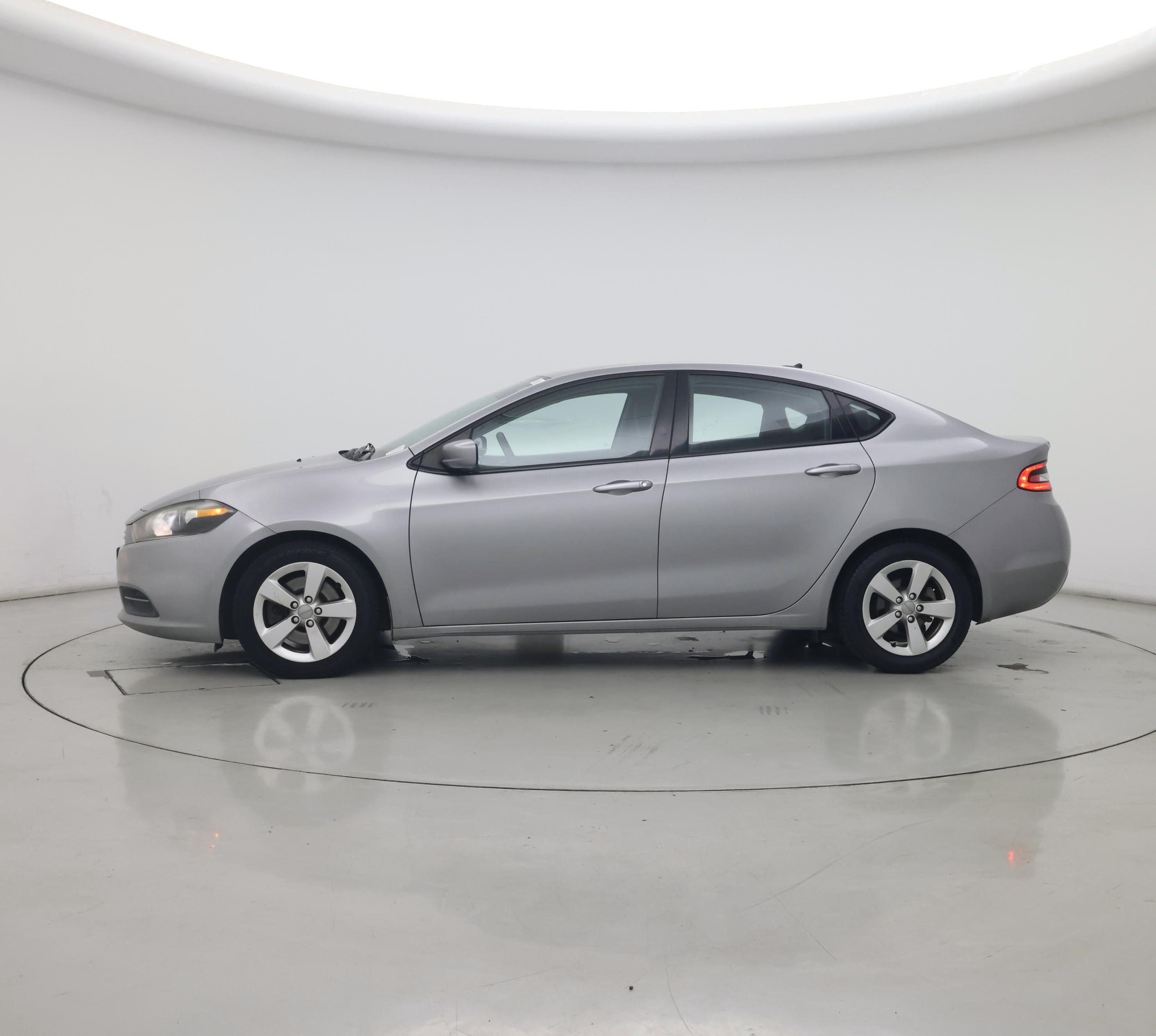 Thumbnail: 2015 Dodge Dart - 3