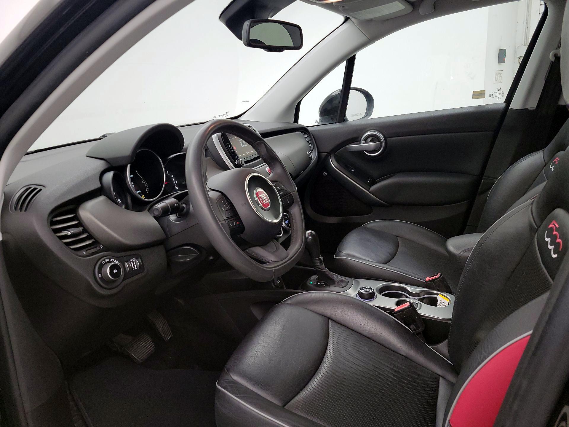 Thumbnail: 2016 Fiat 500X - 11