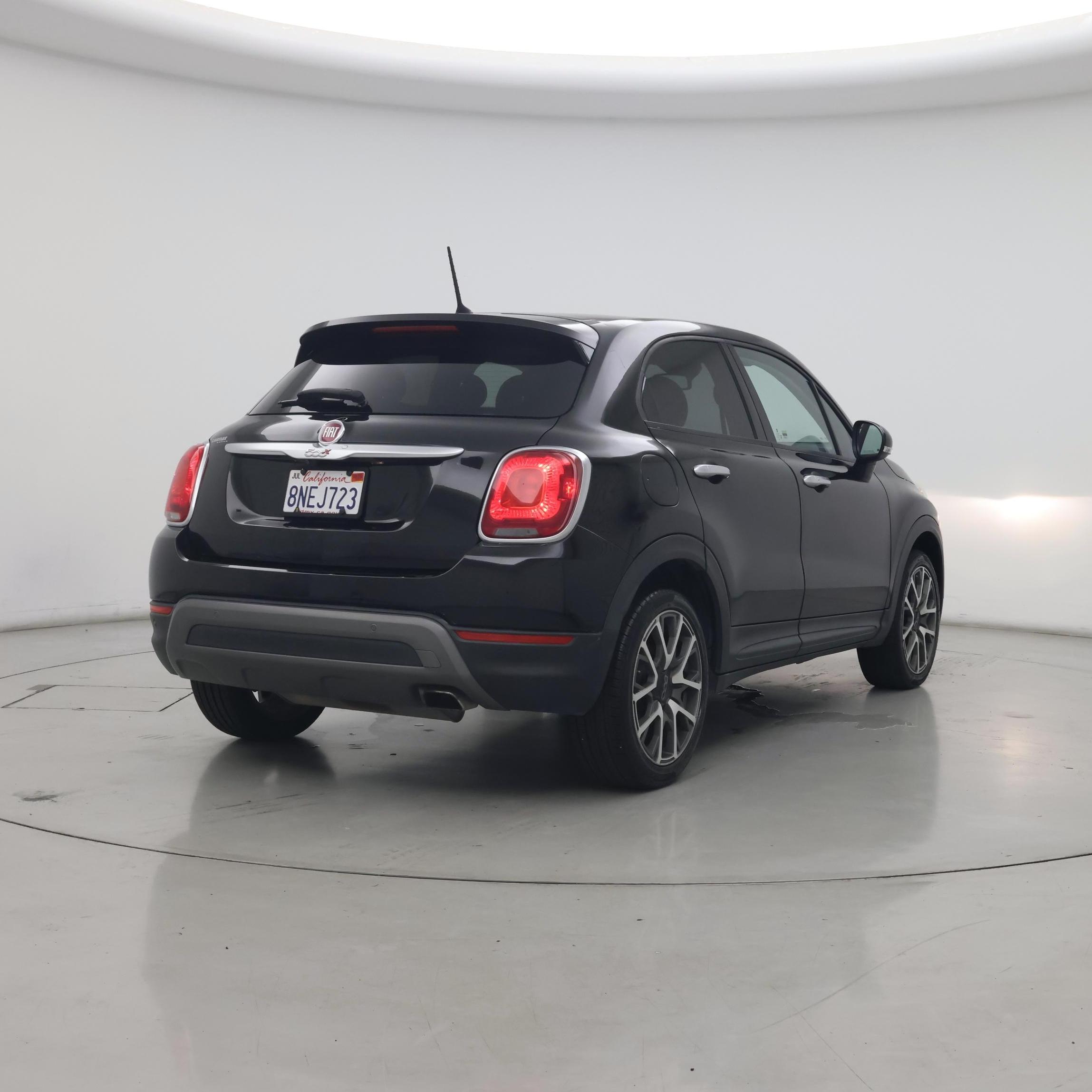 Thumbnail: 2016 Fiat 500X - 8