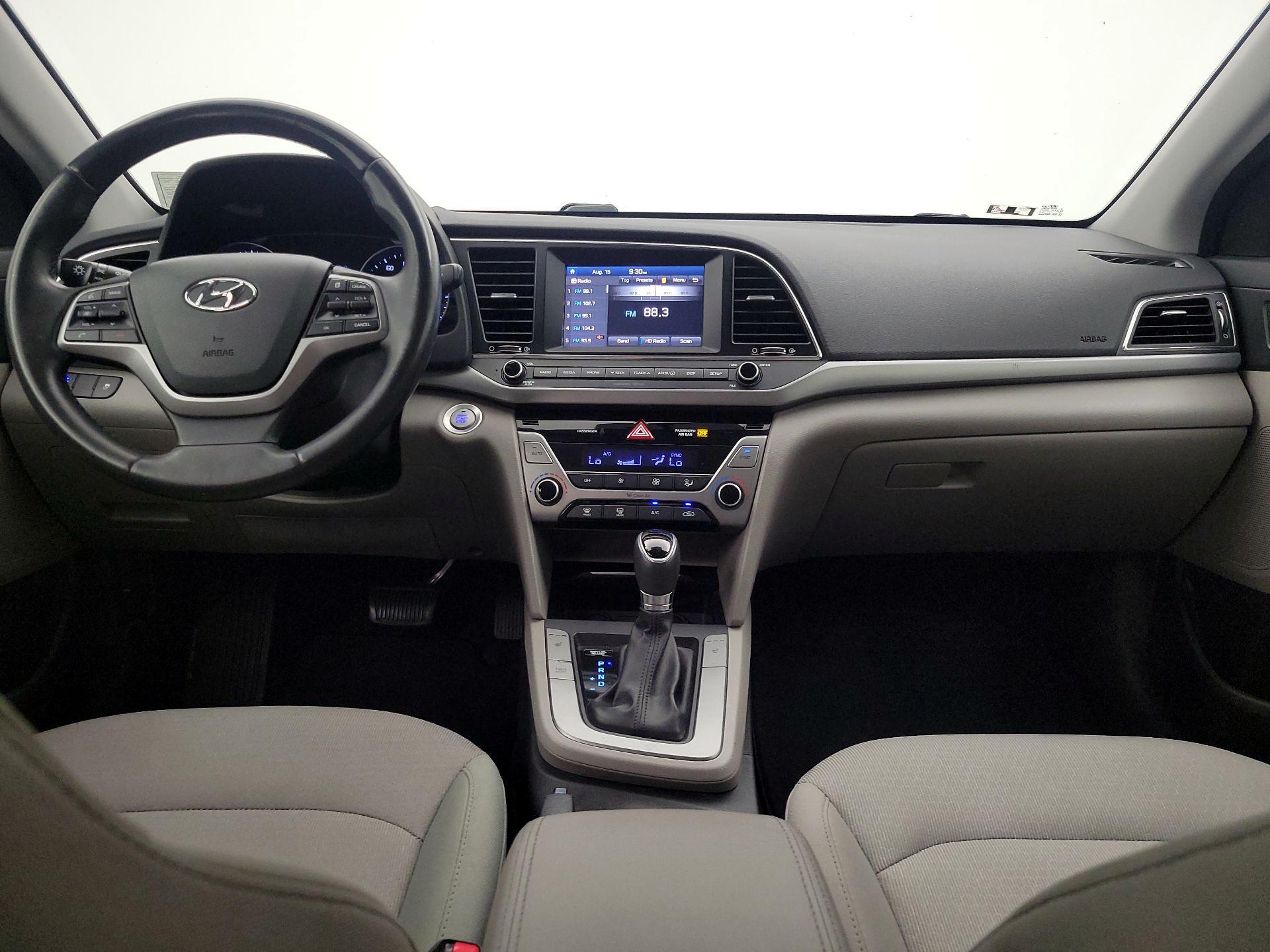 Thumbnail: 2017 Hyundai Elantra - 9