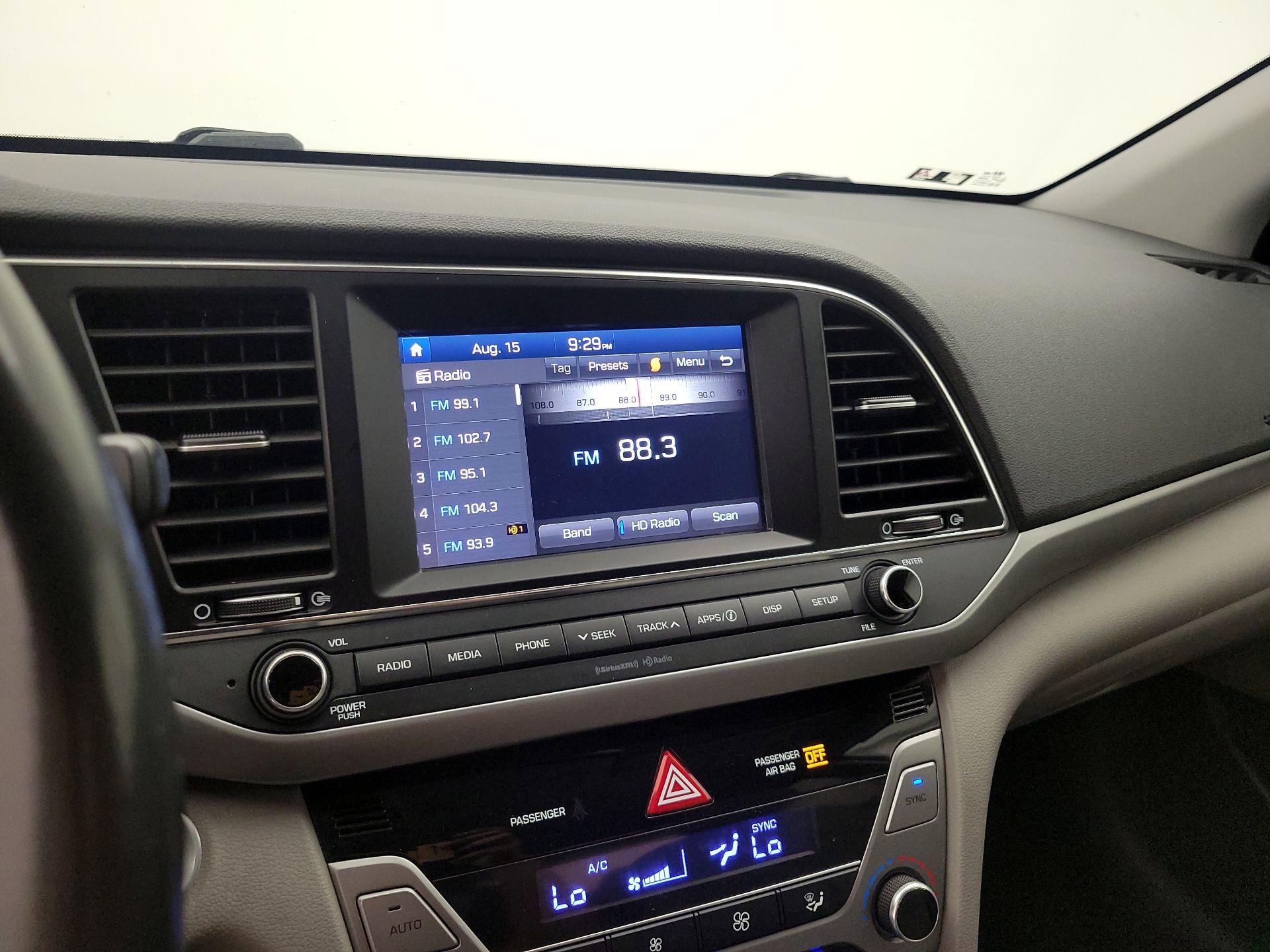 Thumbnail: 2017 Hyundai Elantra - 15