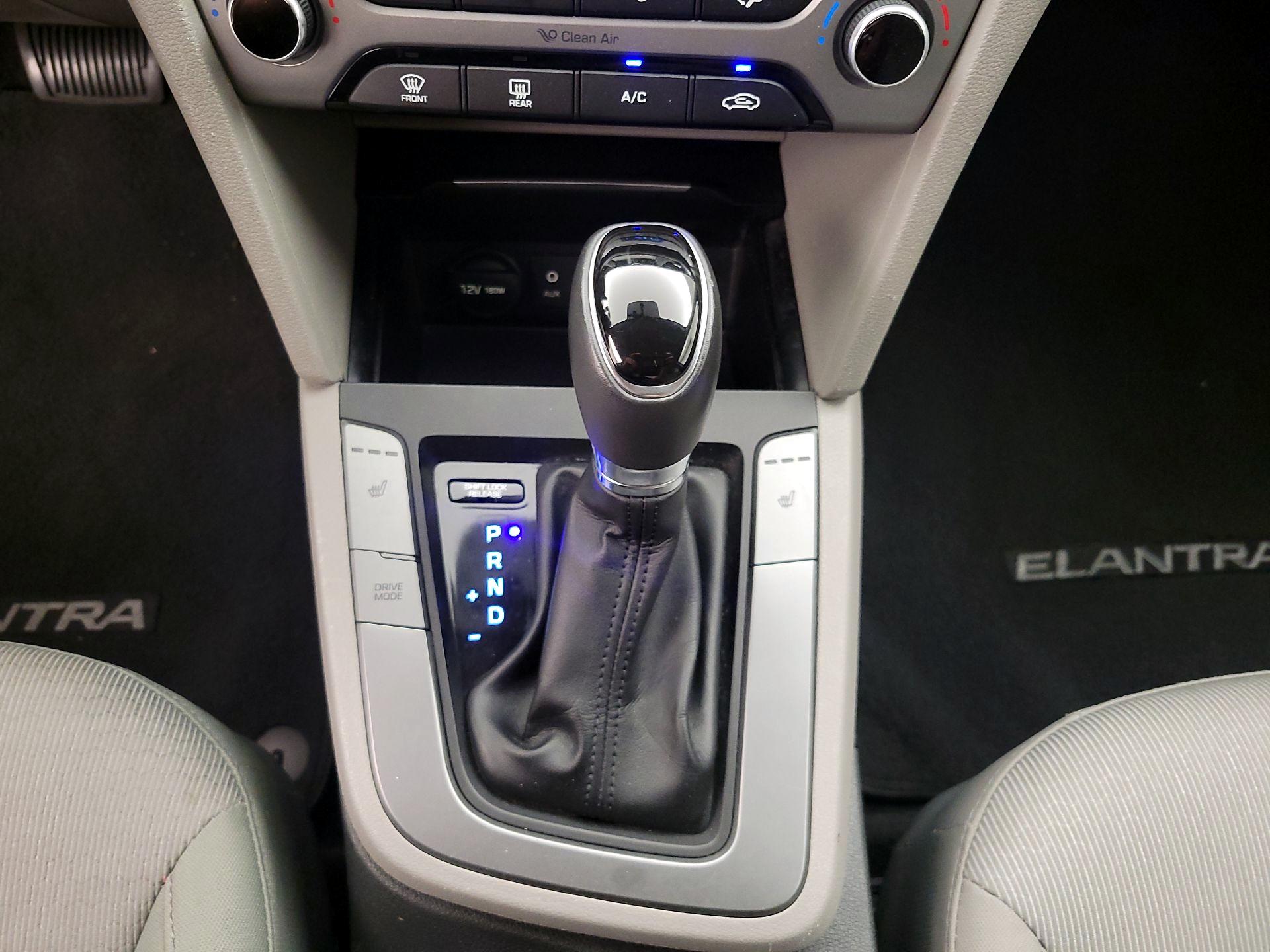 Thumbnail: 2017 Hyundai Elantra - 17