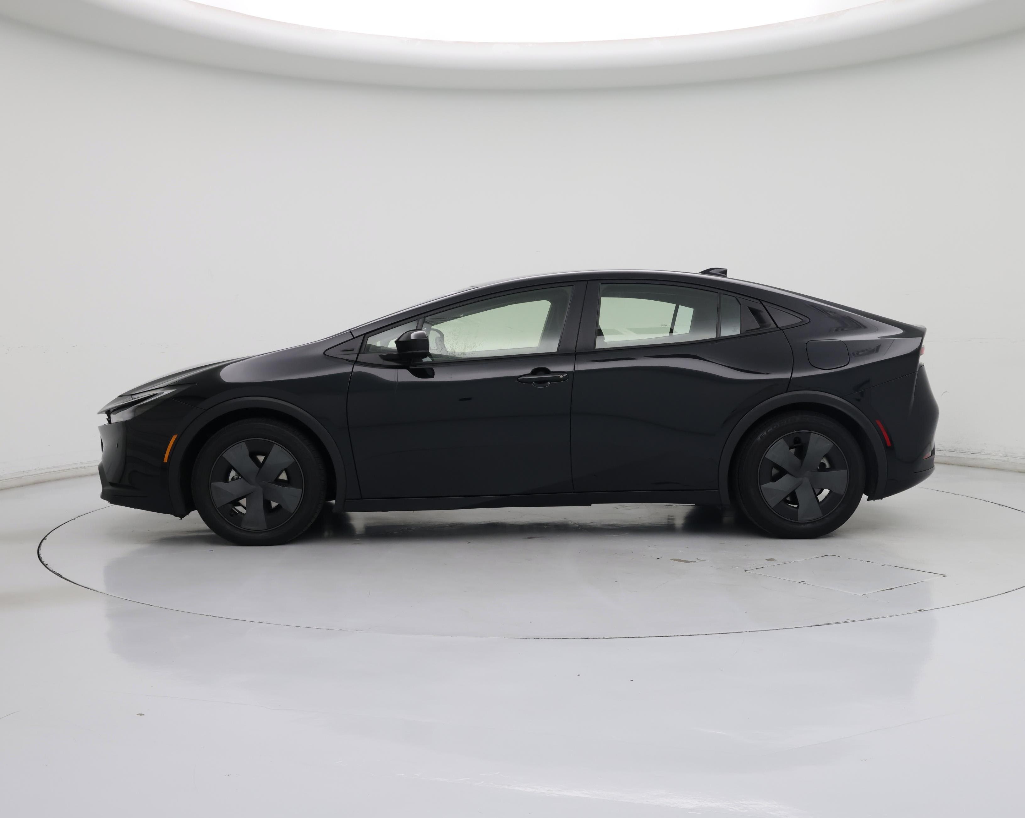 Thumbnail: 2024 Toyota Prius - 3