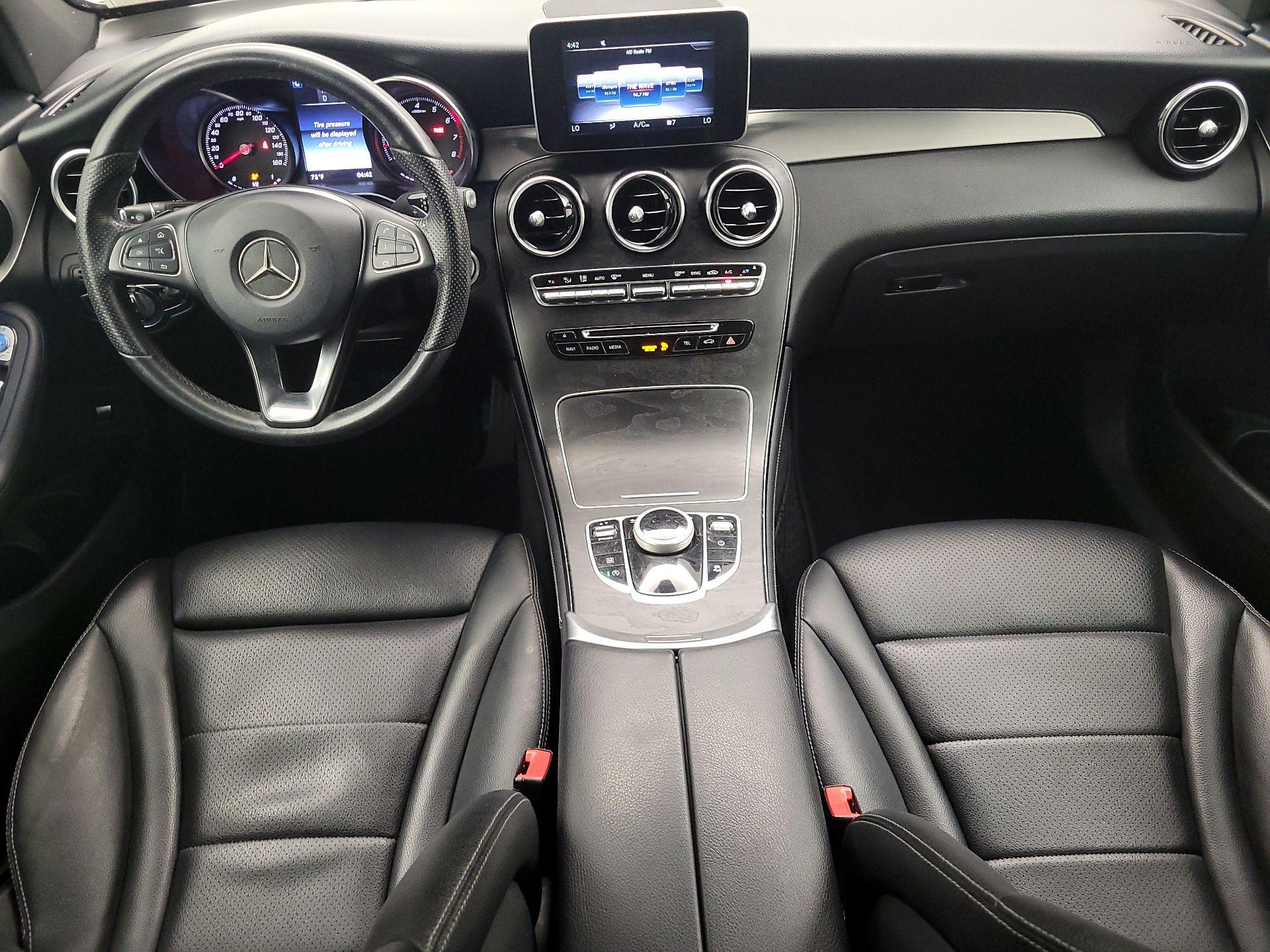 Thumbnail: 2019 Mercedes-Benz GLC - 9