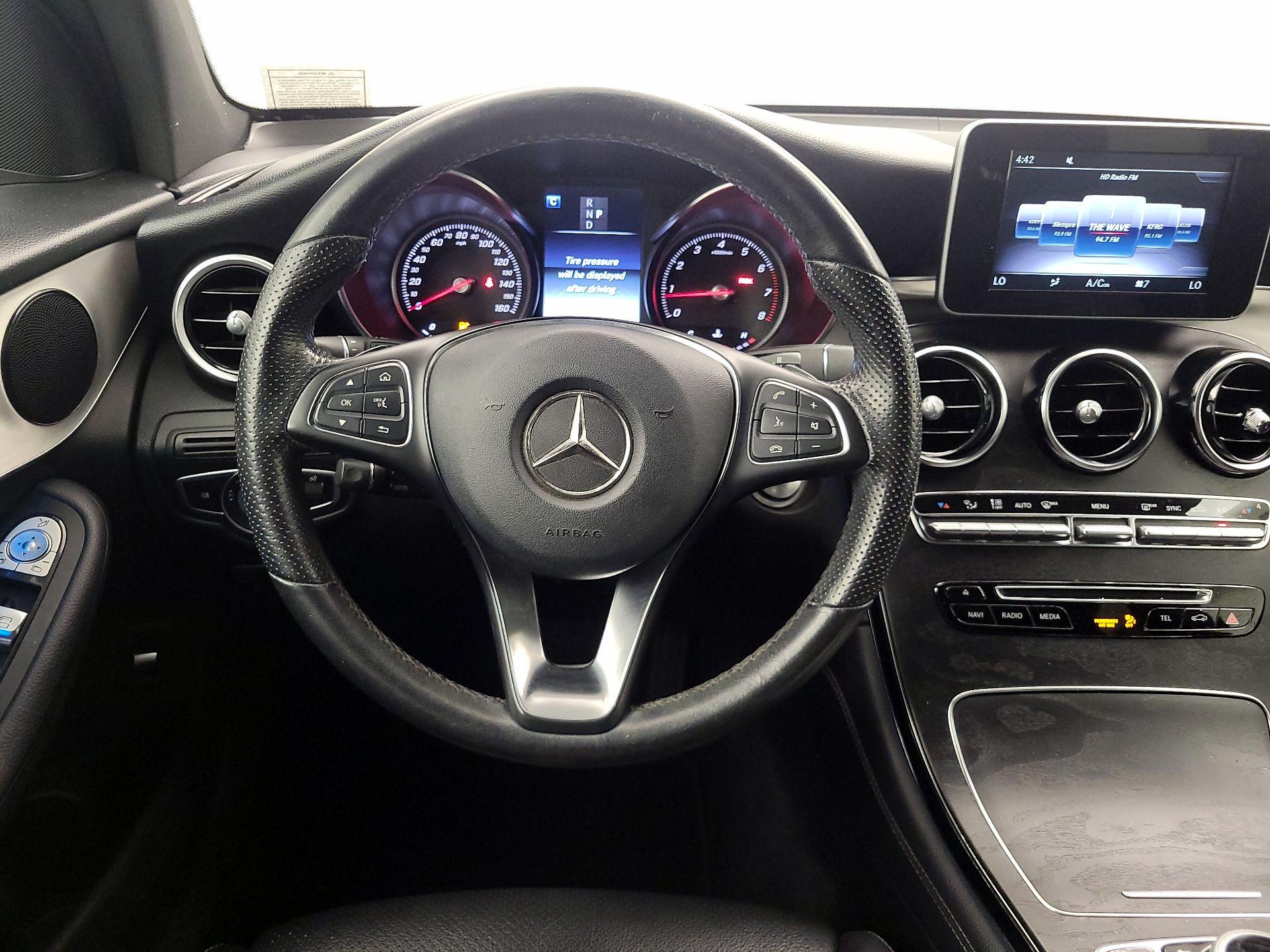 Thumbnail: 2019 Mercedes-Benz GLC - 10
