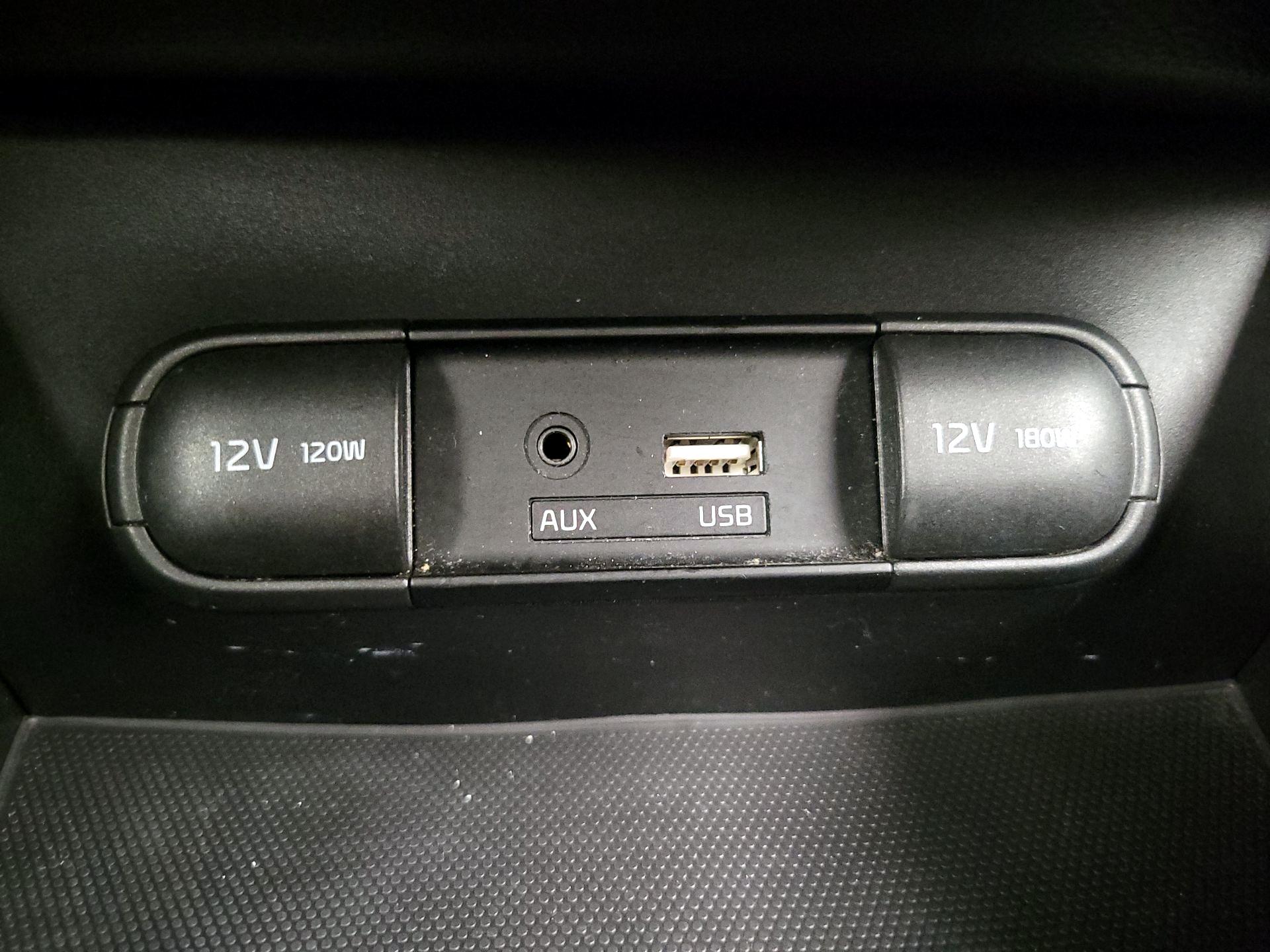 Thumbnail: 2016 Kia Soul - 17