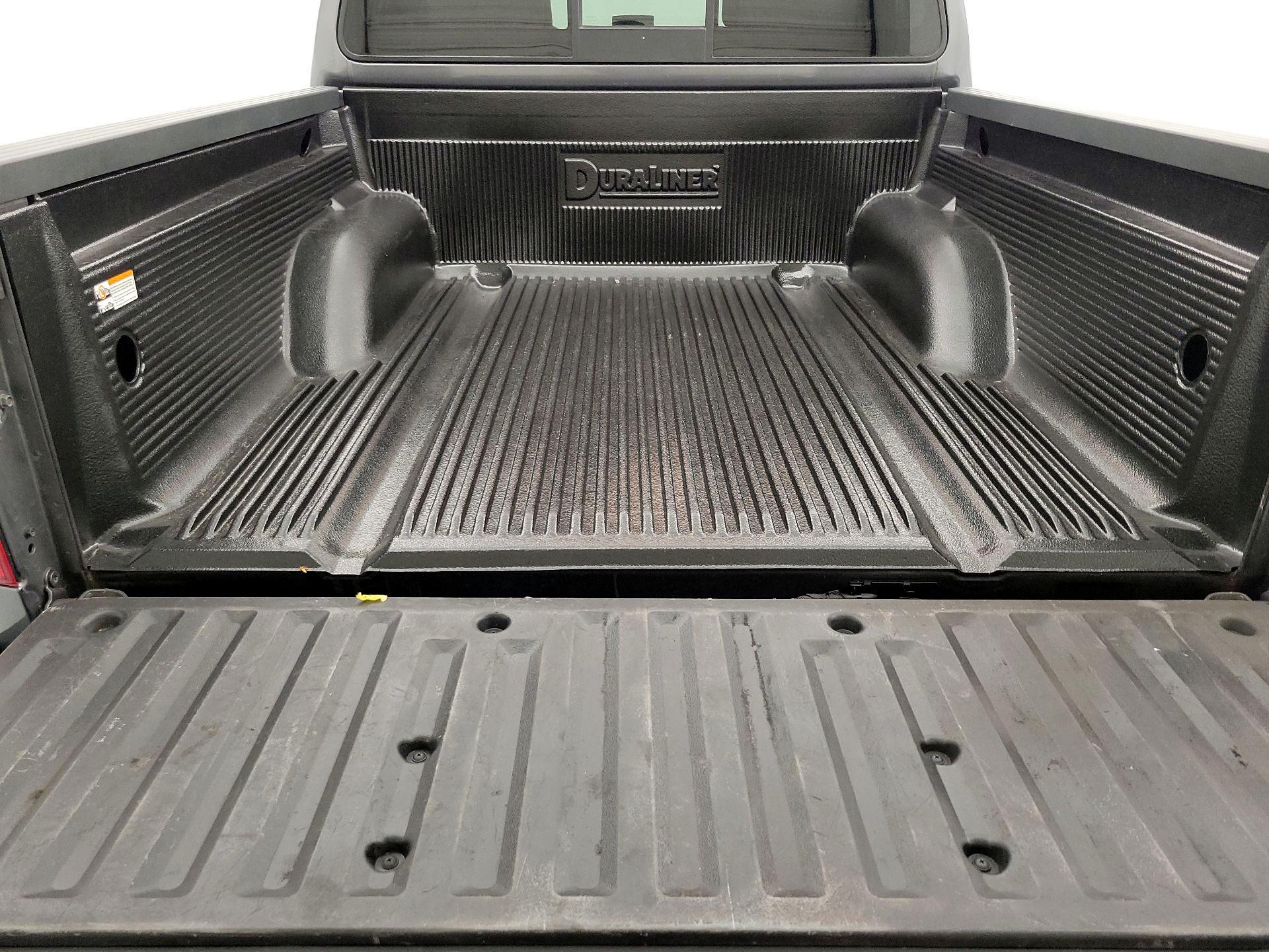 Thumbnail: 2021 Nissan Frontier - 18