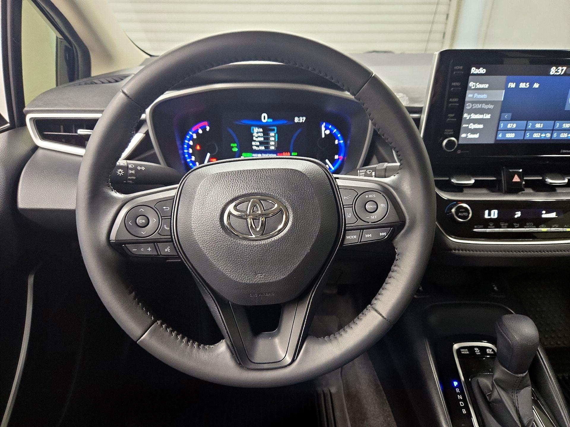 Thumbnail: 2022 Toyota Corolla - 10