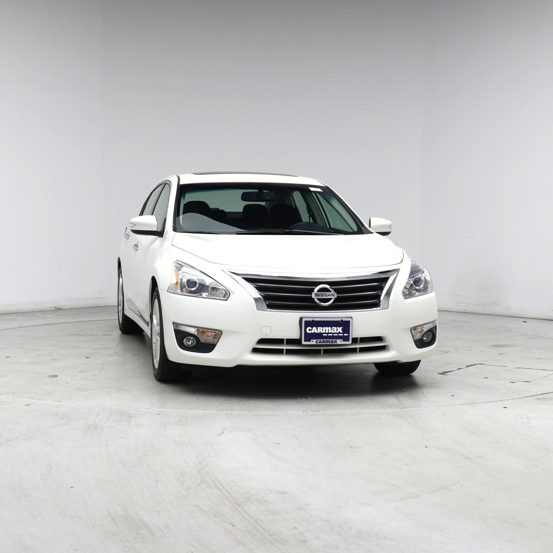 Thumbnail: 2013 Nissan Altima - 5