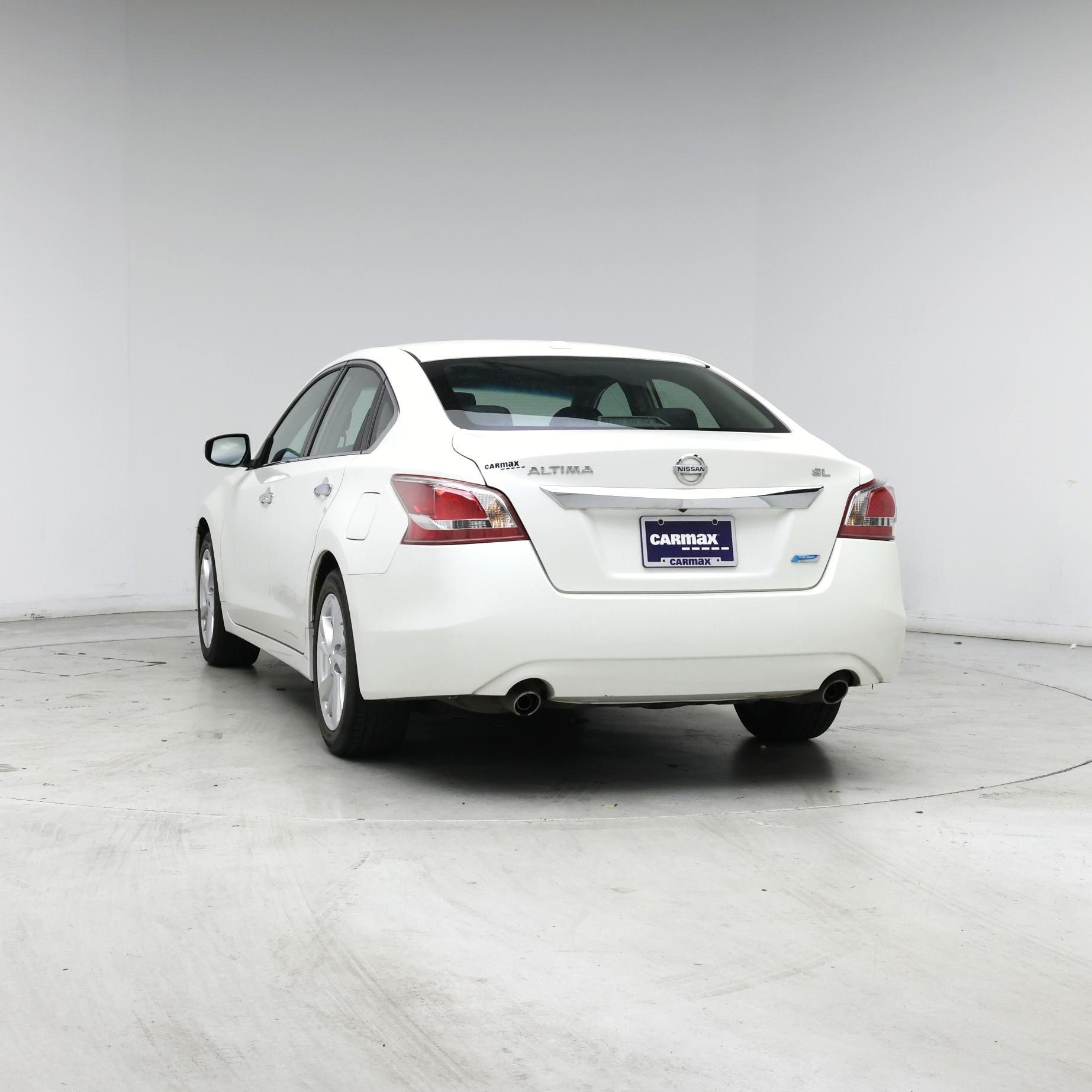 Thumbnail: 2013 Nissan Altima - 6