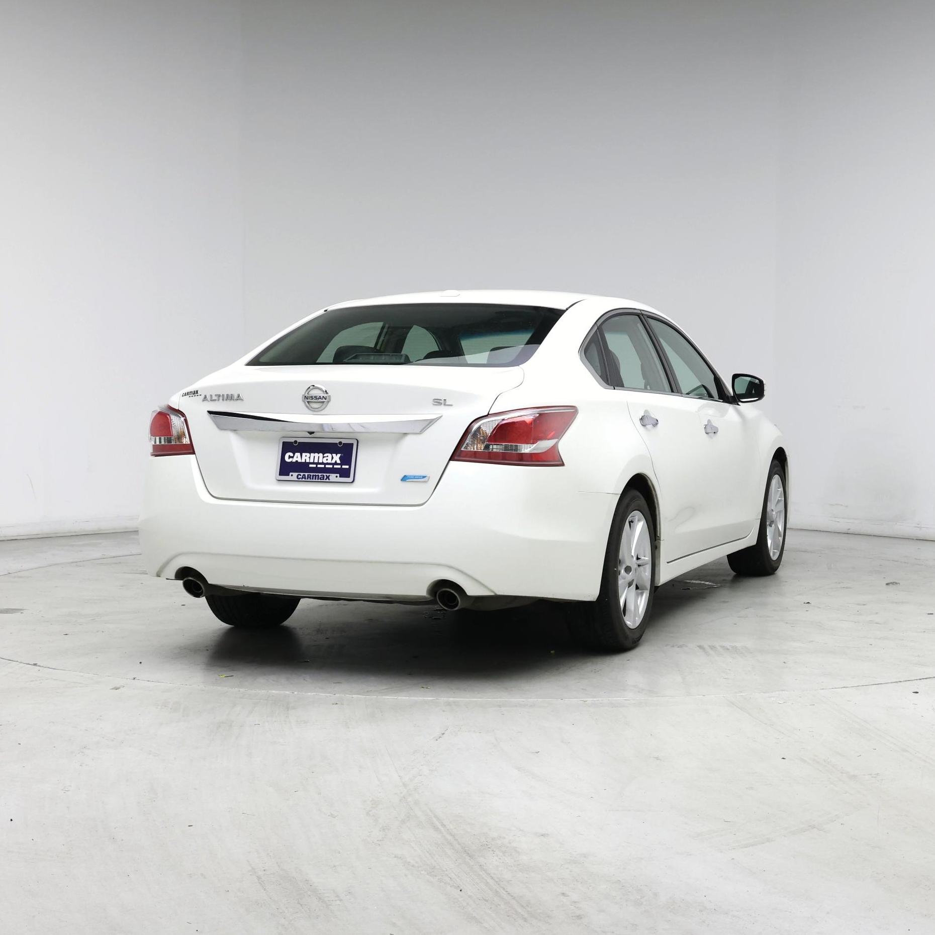 Thumbnail: 2013 Nissan Altima - 8