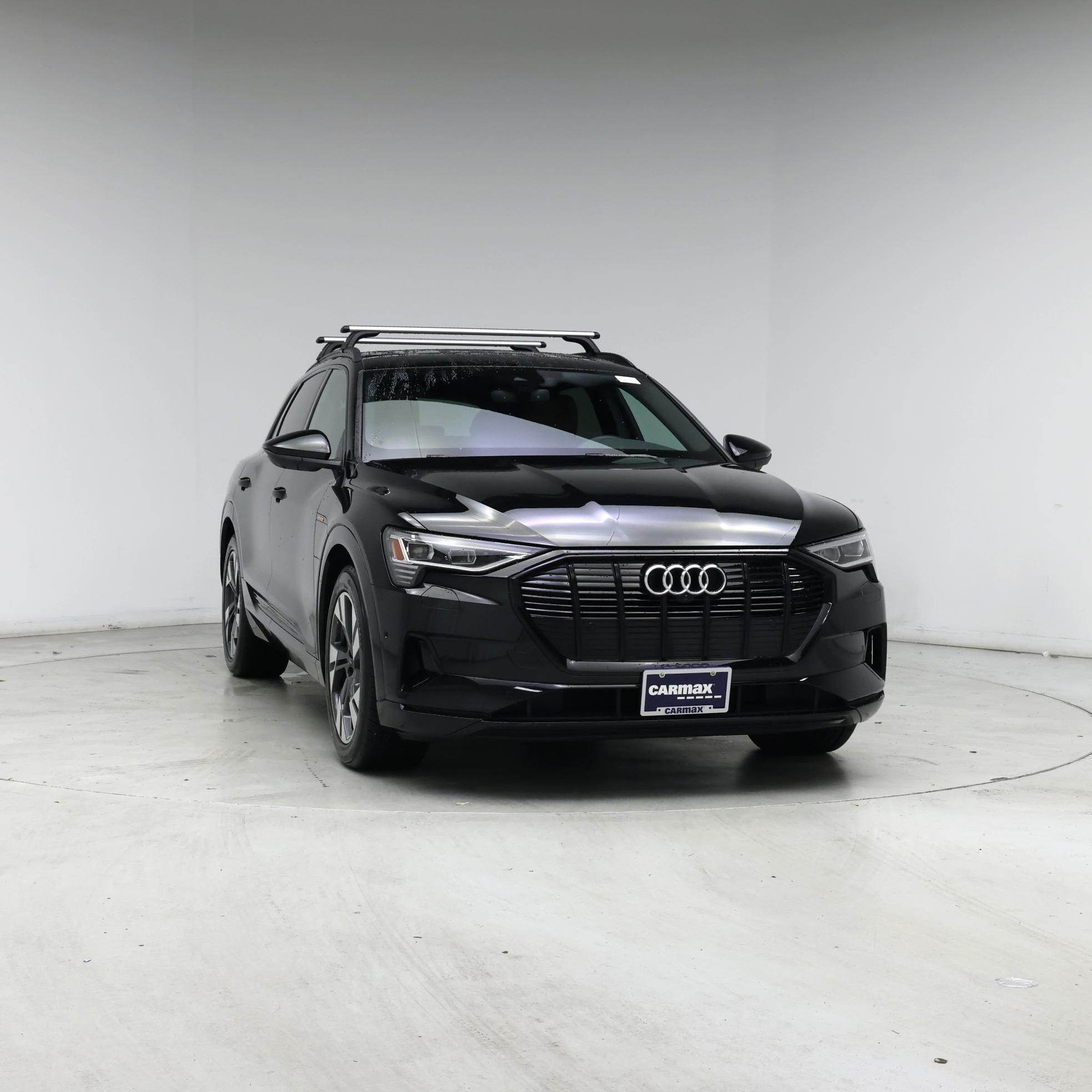 Thumbnail: 2022 Audi e-tron - 5