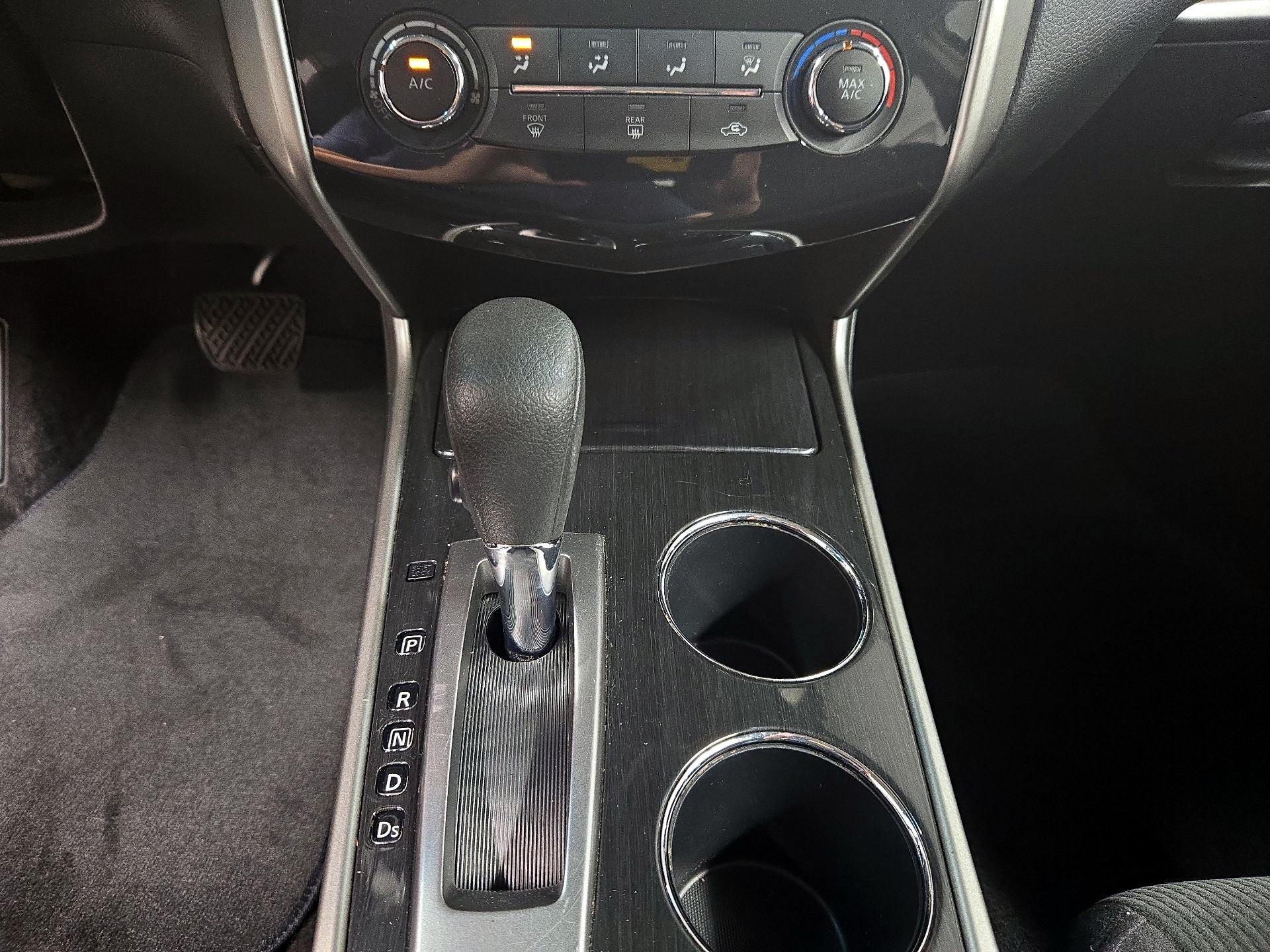 Thumbnail: 2013 Nissan Altima - 16