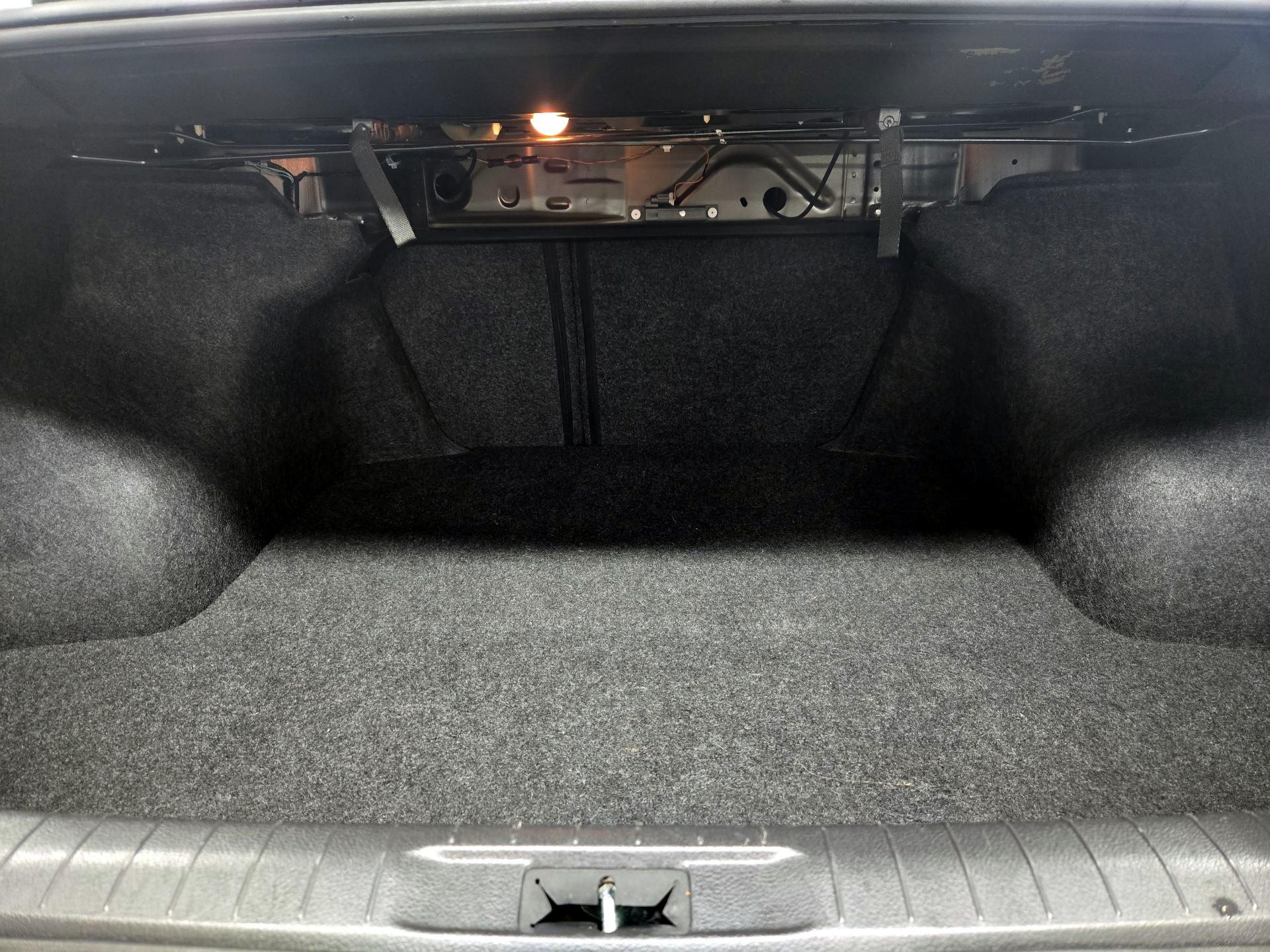 Thumbnail: 2013 Nissan Altima - 18