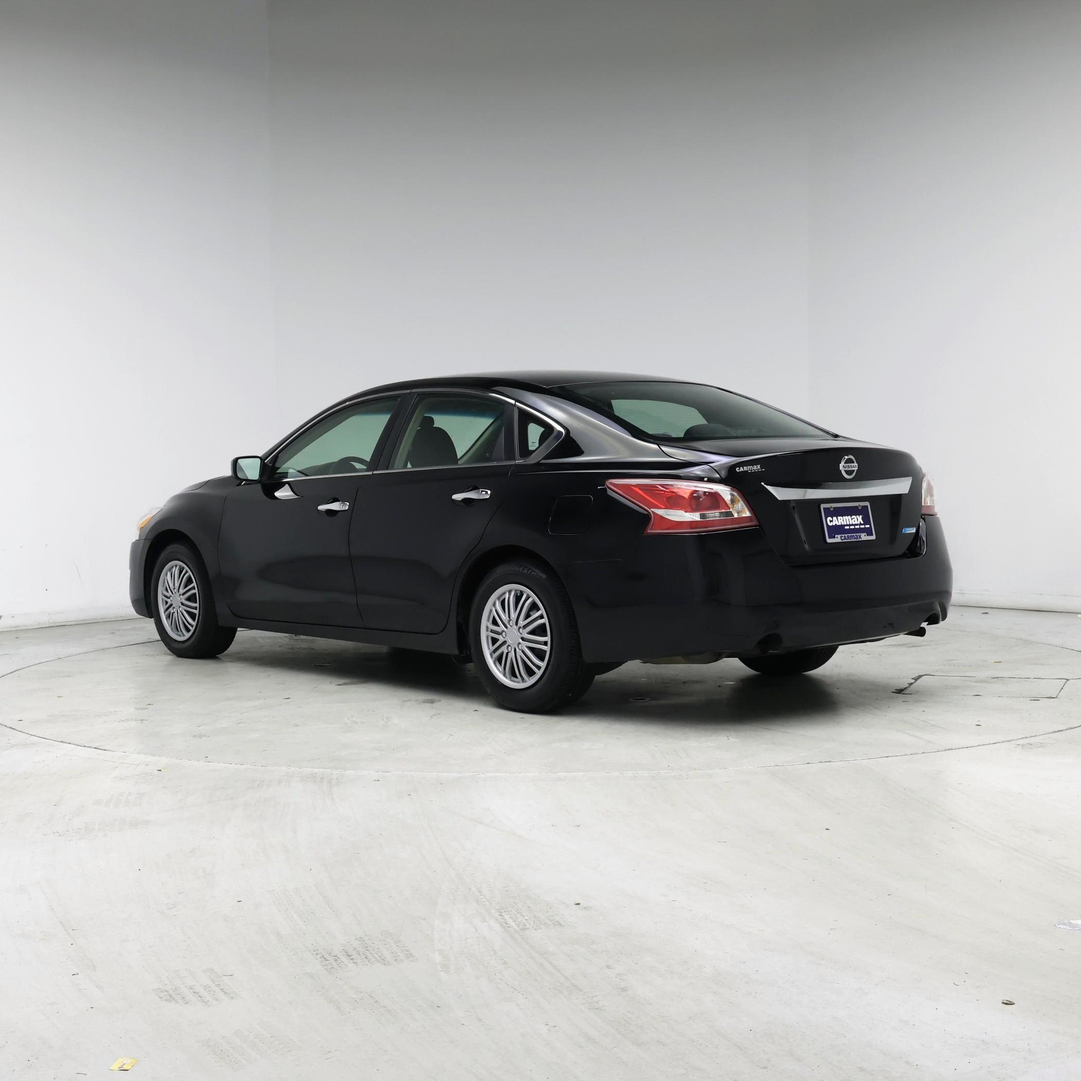 Thumbnail: 2013 Nissan Altima - 2