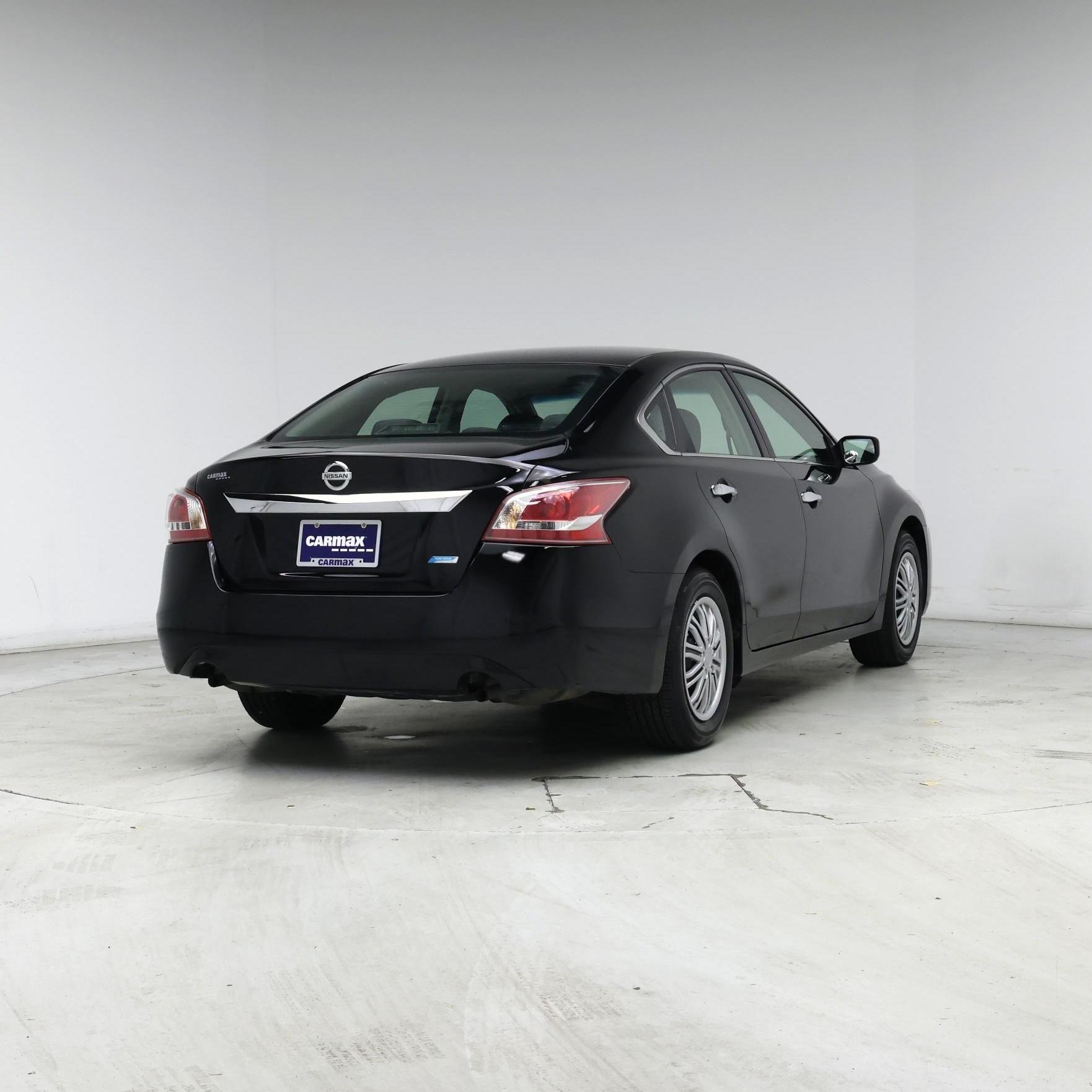 Thumbnail: 2013 Nissan Altima - 8