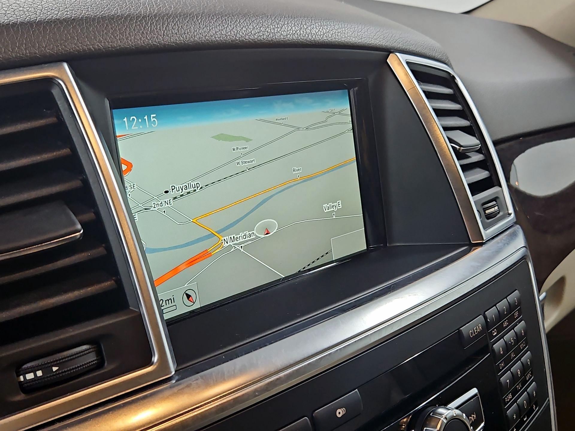 Thumbnail: 2014 Mercedes-Benz M-Class - 14