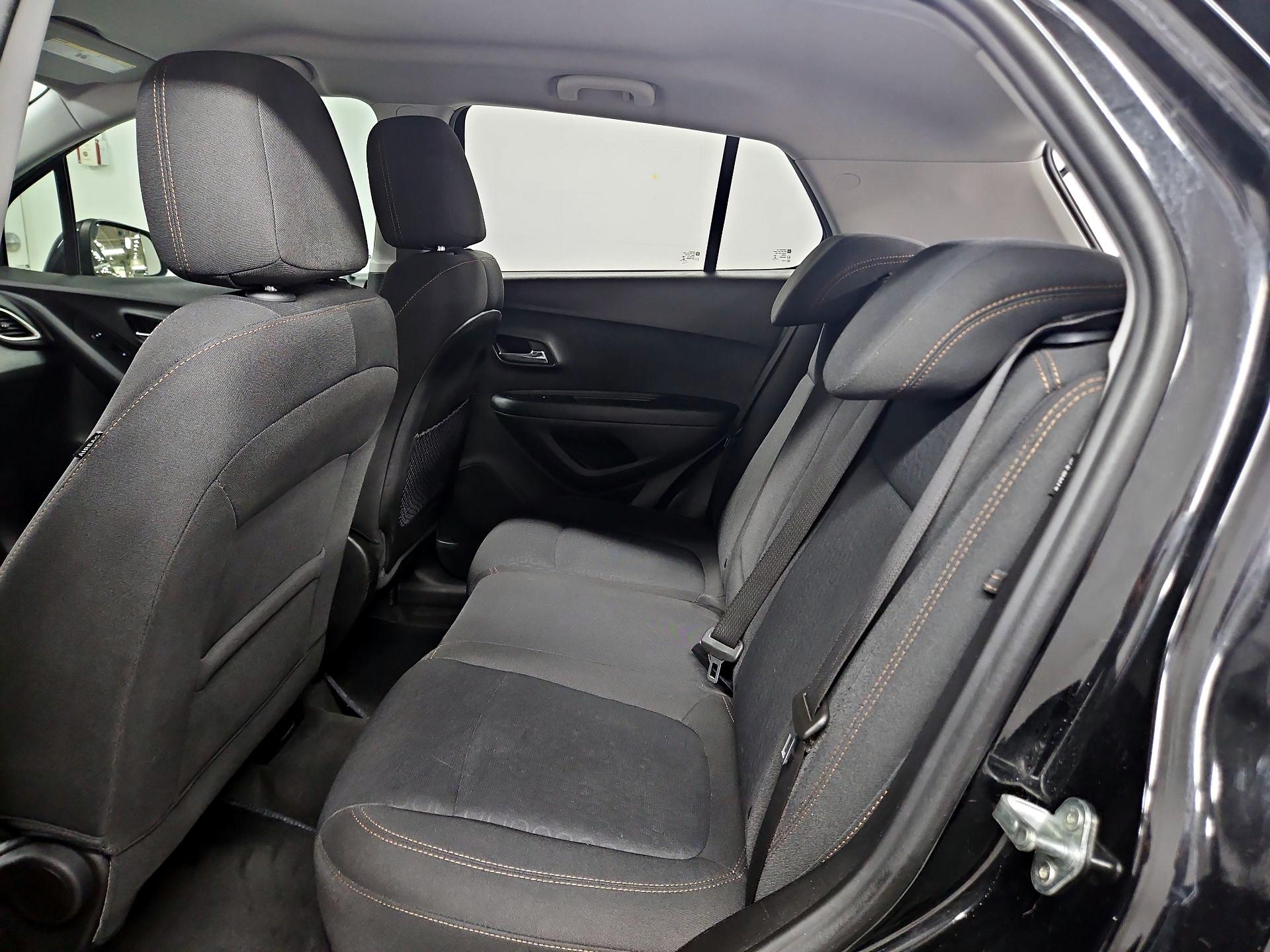 Thumbnail: 2019 Chevrolet Trax - 19