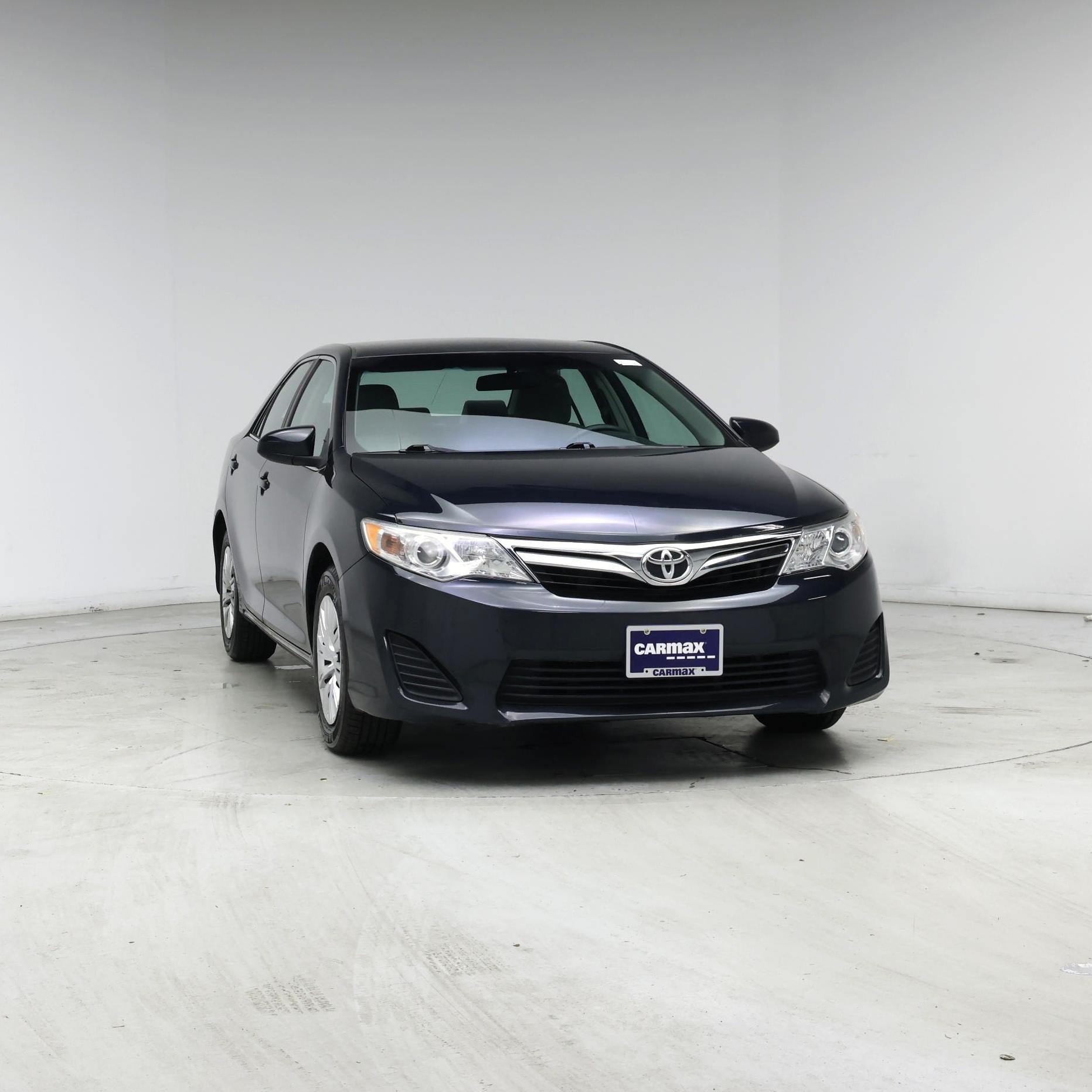 Thumbnail: 2014 Toyota Camry - 5