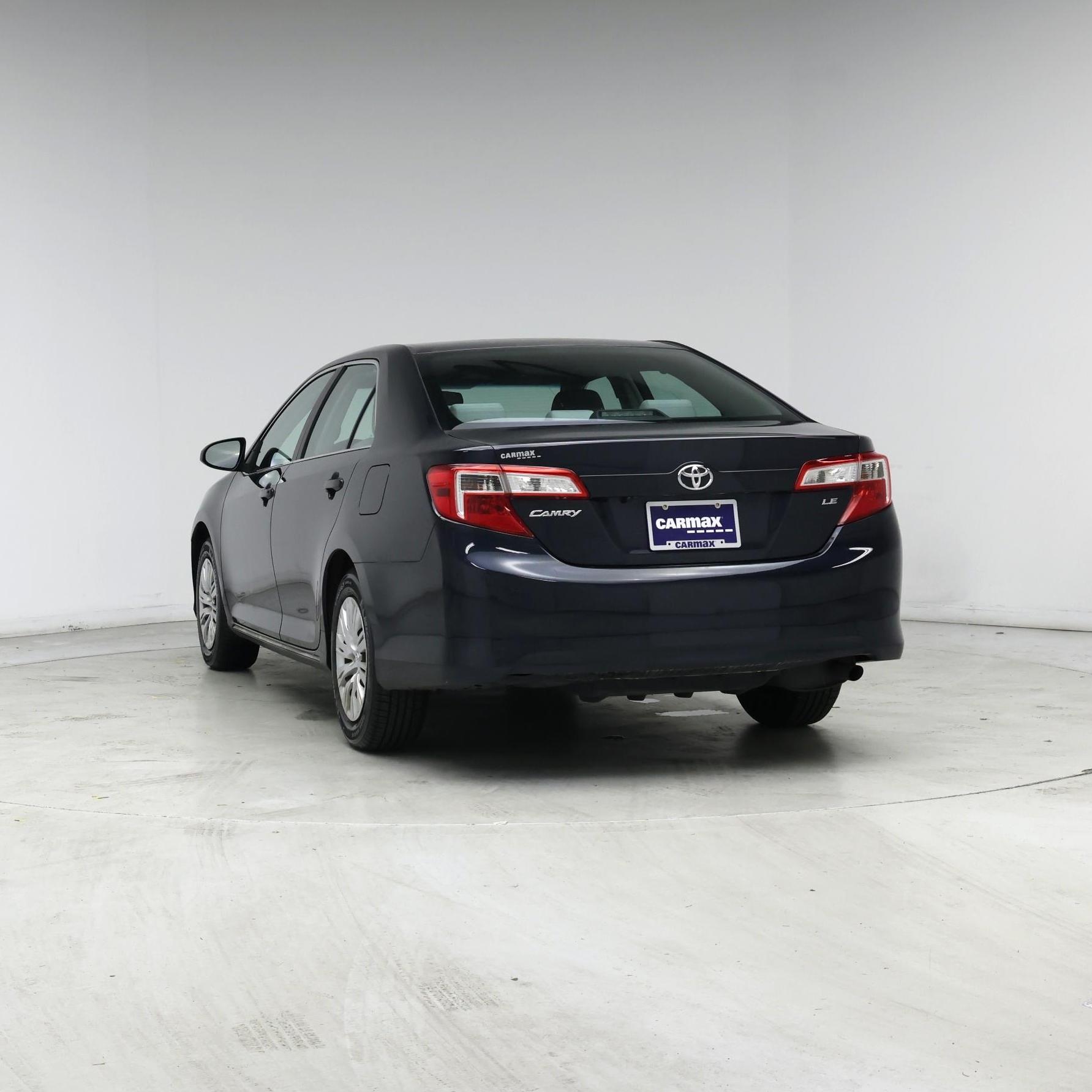 Thumbnail: 2014 Toyota Camry - 6