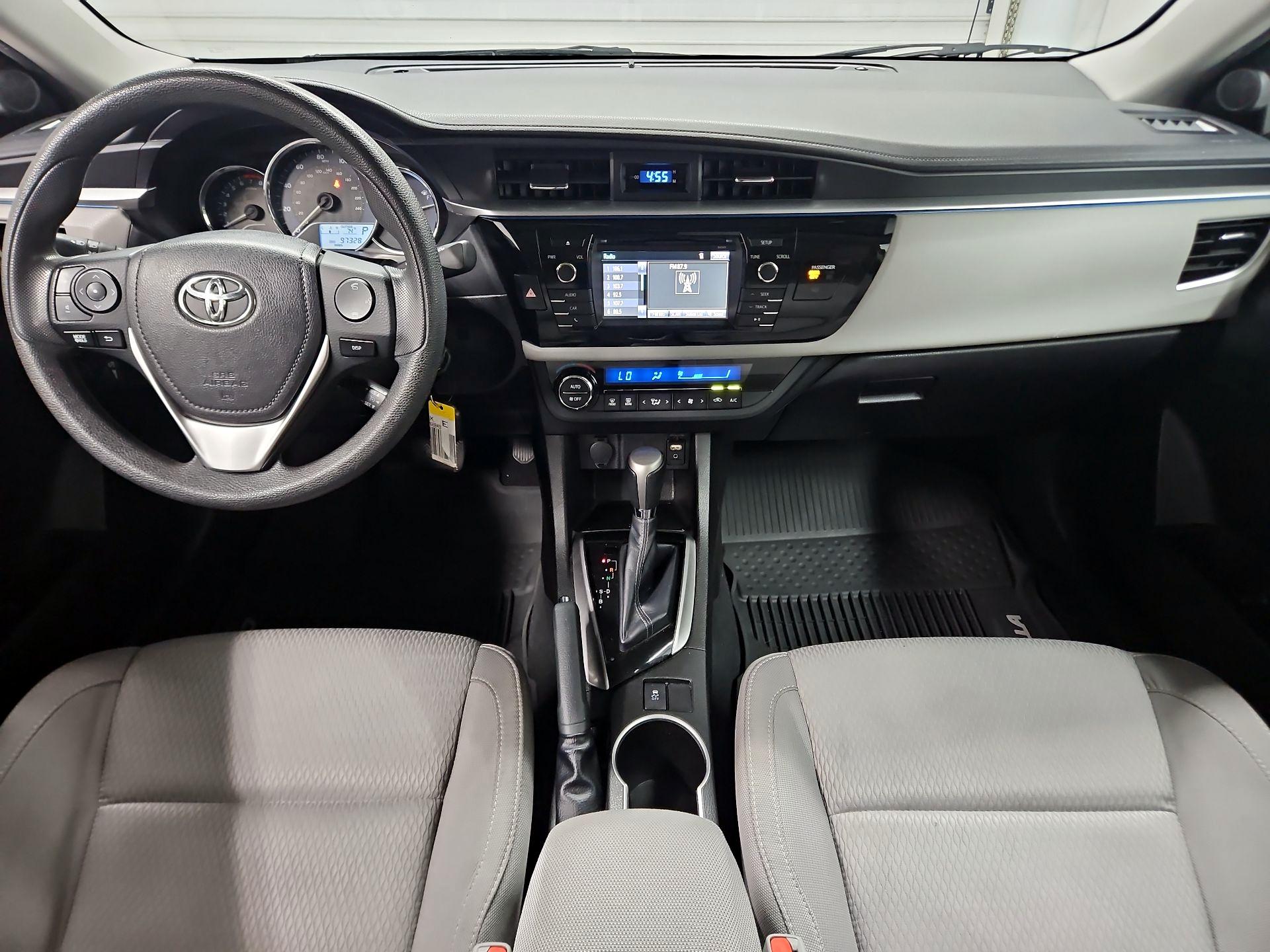 Thumbnail: 2015 Toyota Corolla - 9