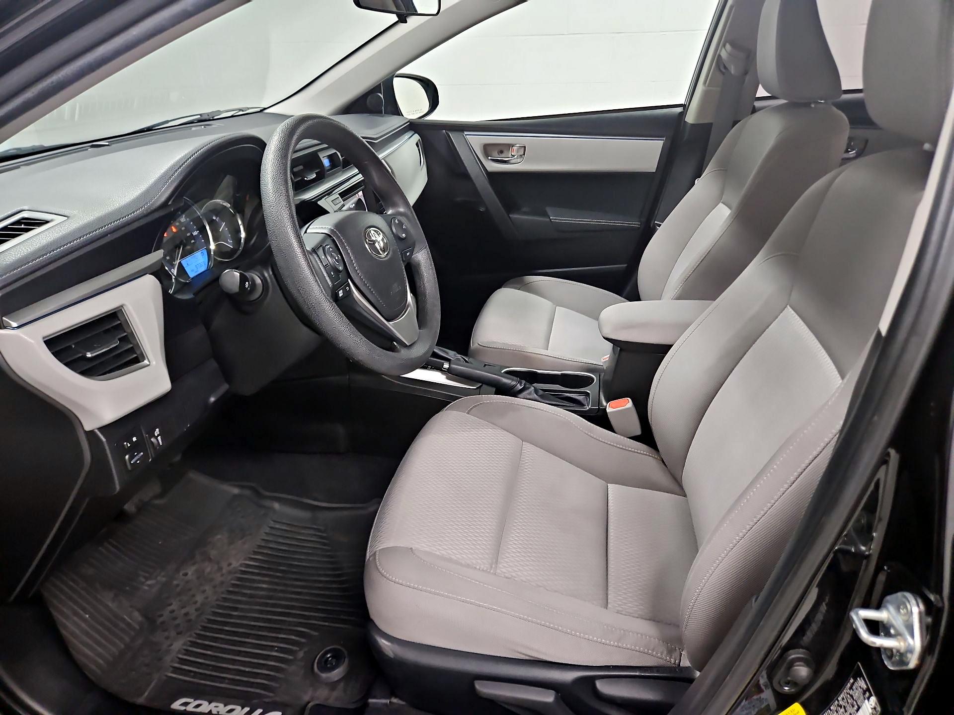 Thumbnail: 2015 Toyota Corolla - 11