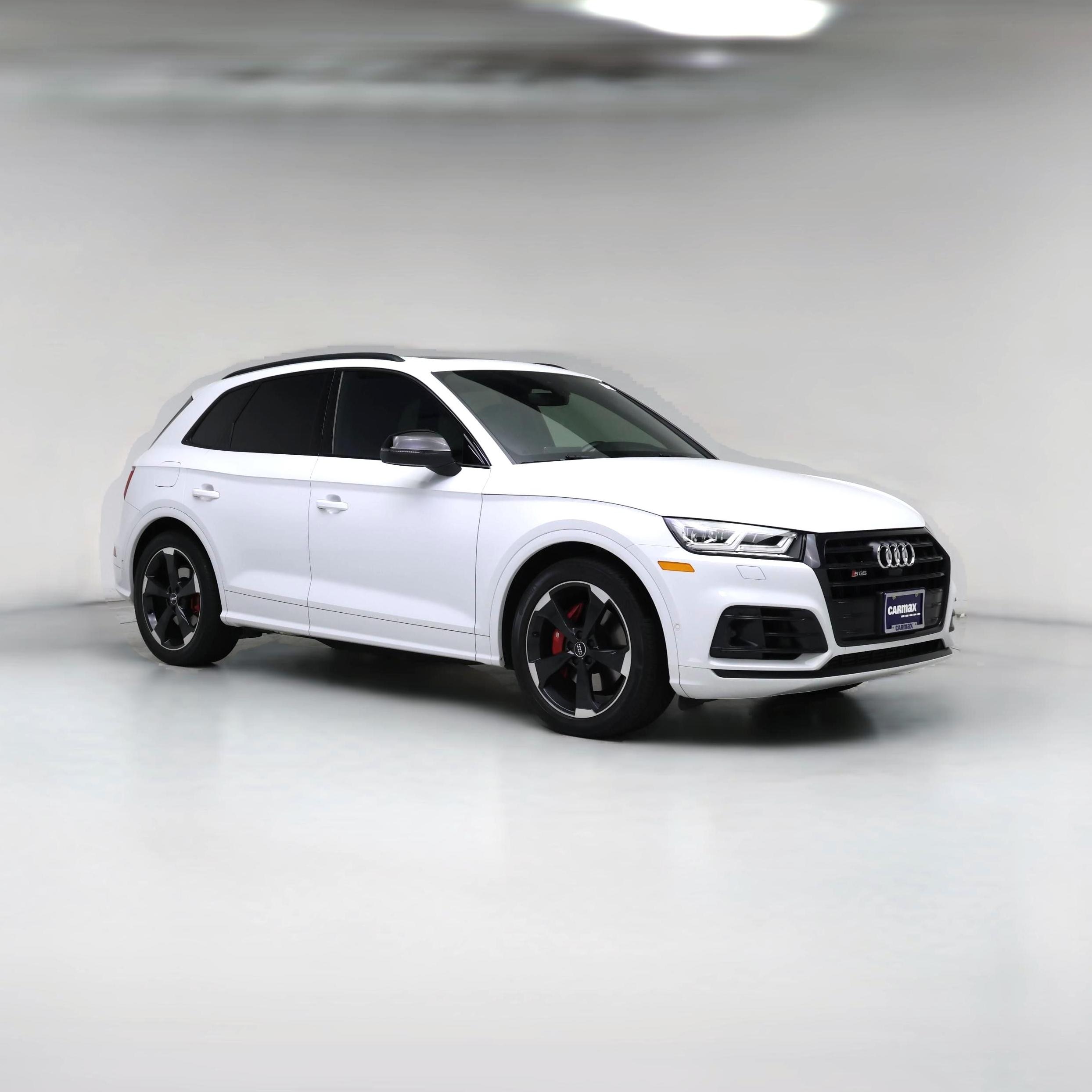 Thumbnail: 2019 Audi SQ5 - 1