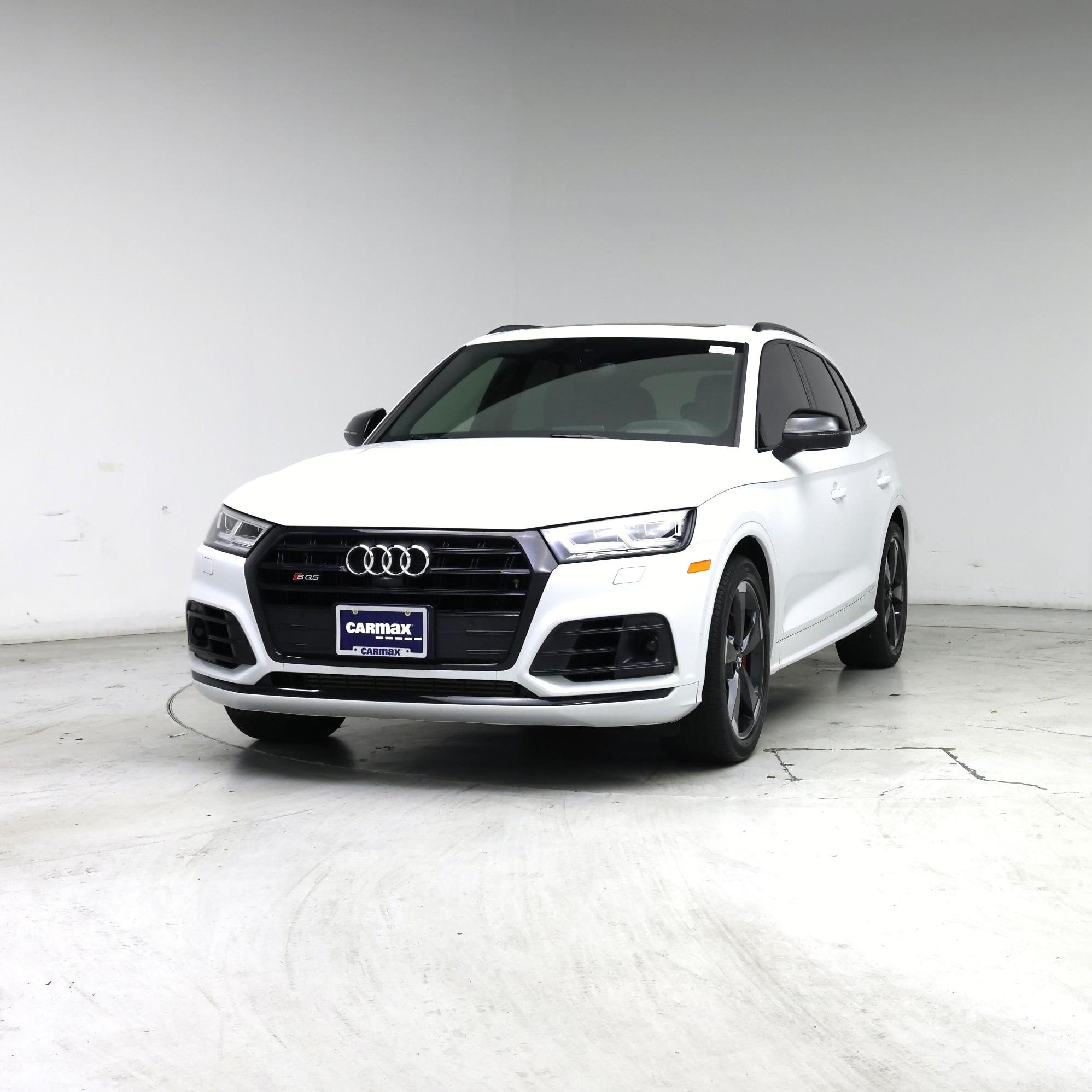 Thumbnail: 2019 Audi SQ5 - 4