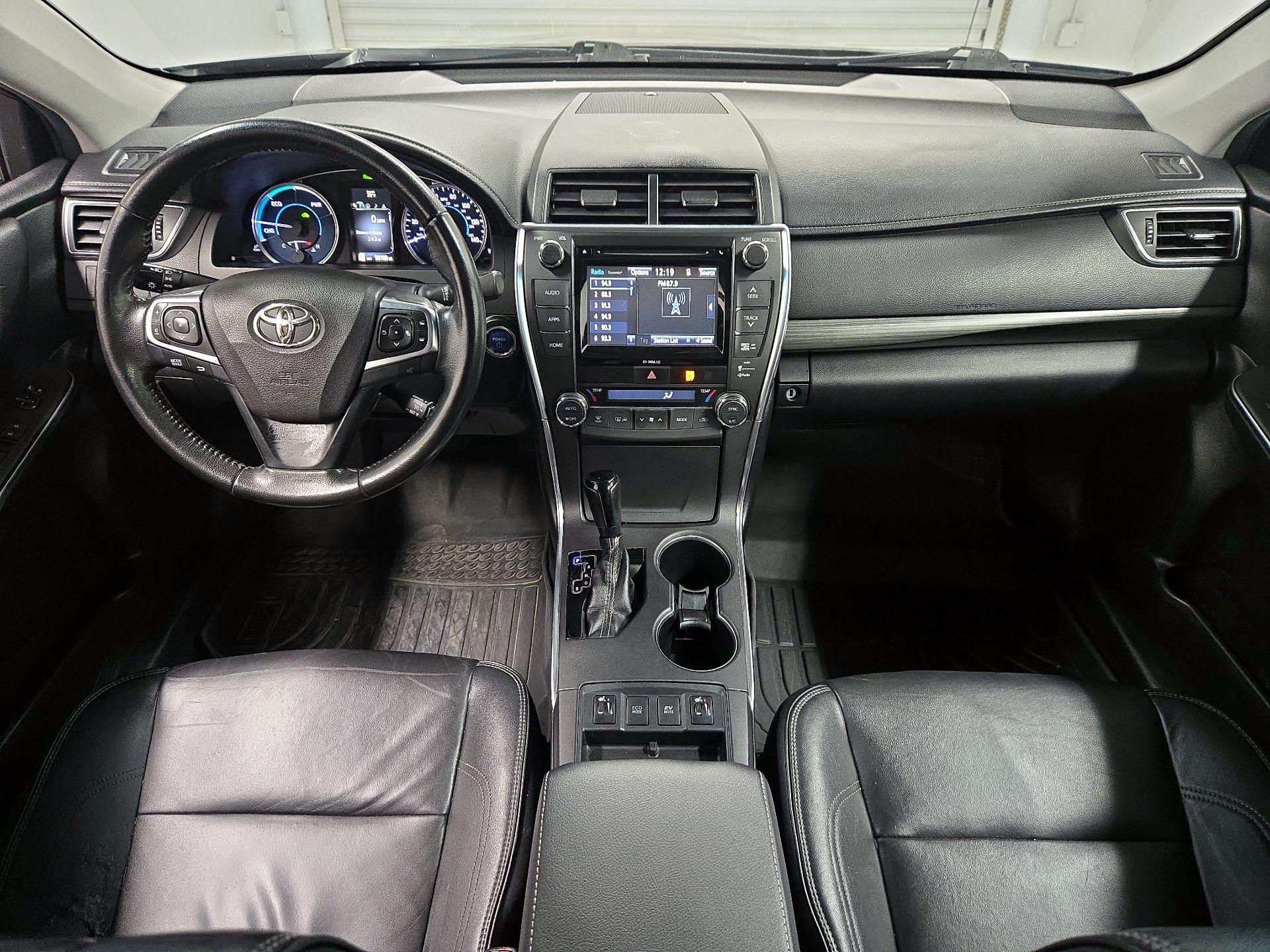Thumbnail: 2016 Toyota Camry - 9