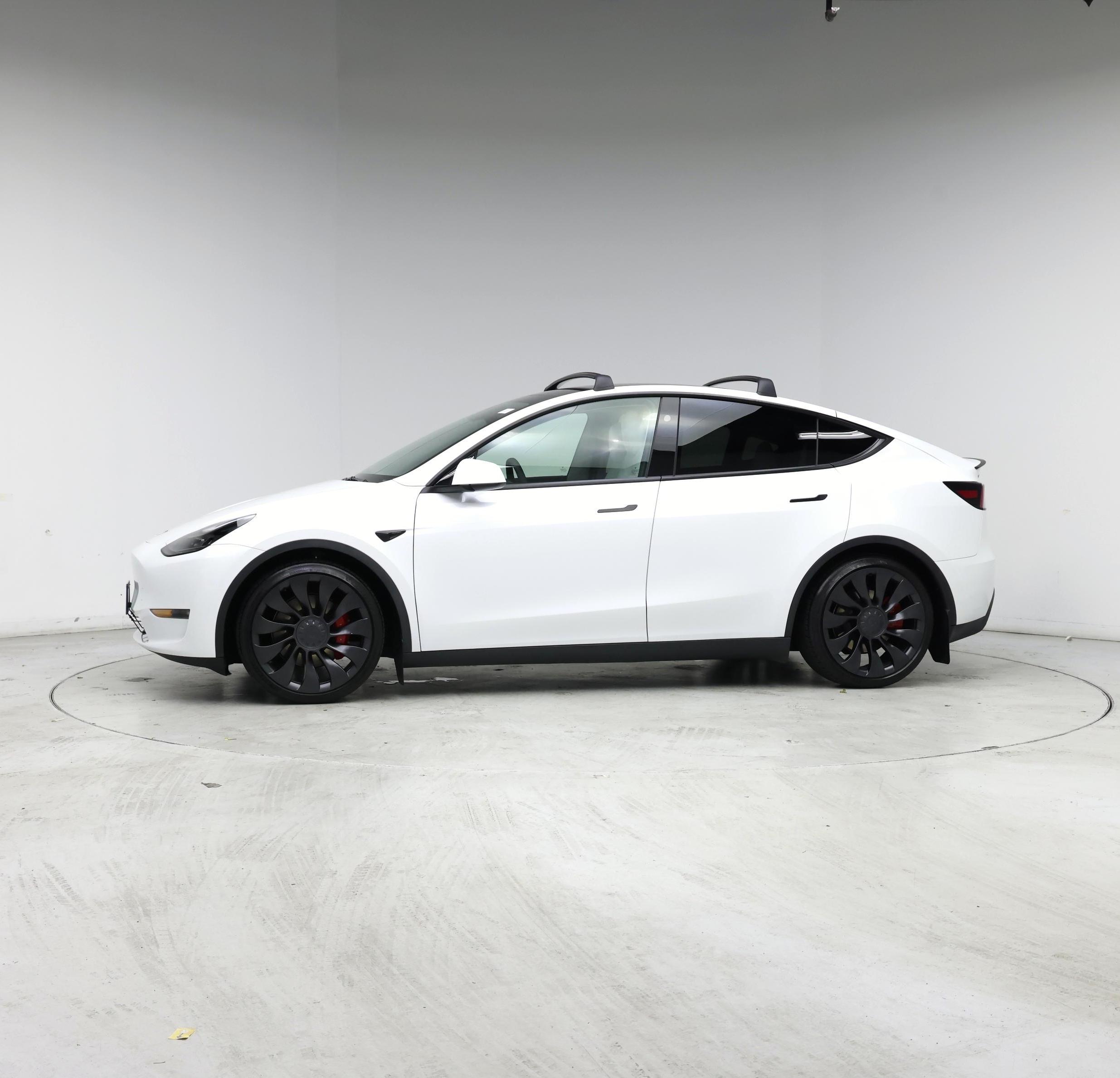 Thumbnail: 2023 Tesla Model Y - 3