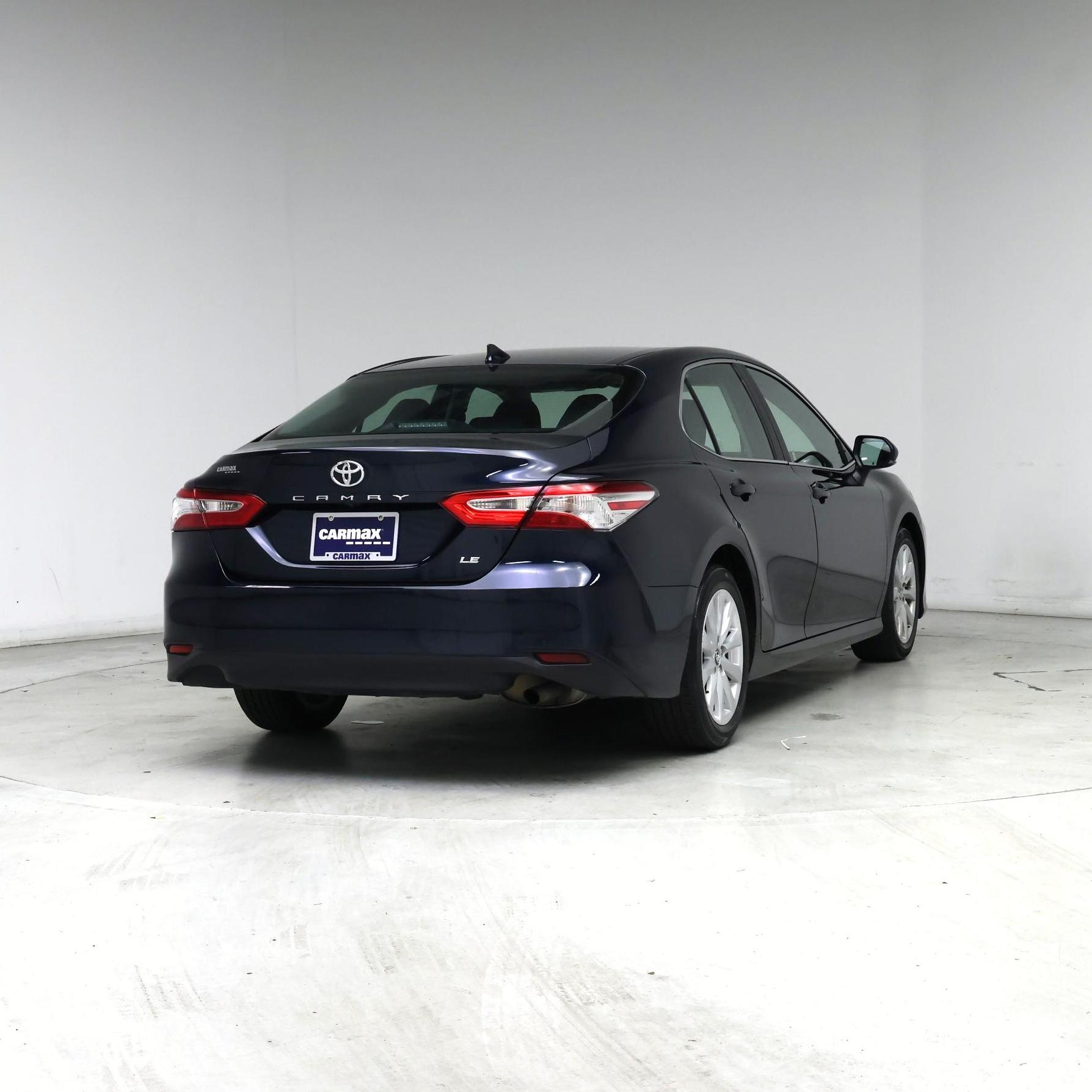 Thumbnail: 2020 Toyota Camry - 8