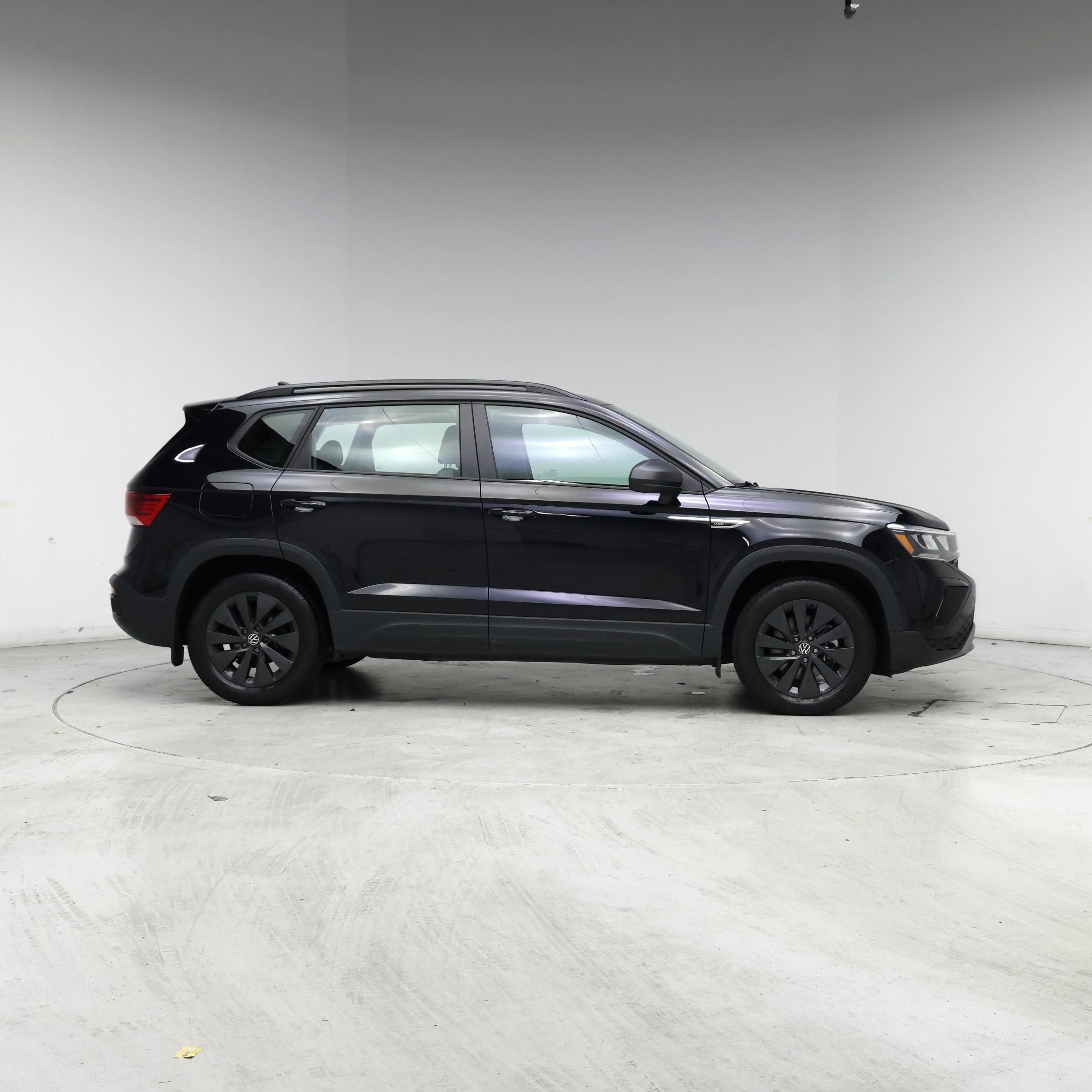 Thumbnail: 2022 Volkswagen Taos - 7